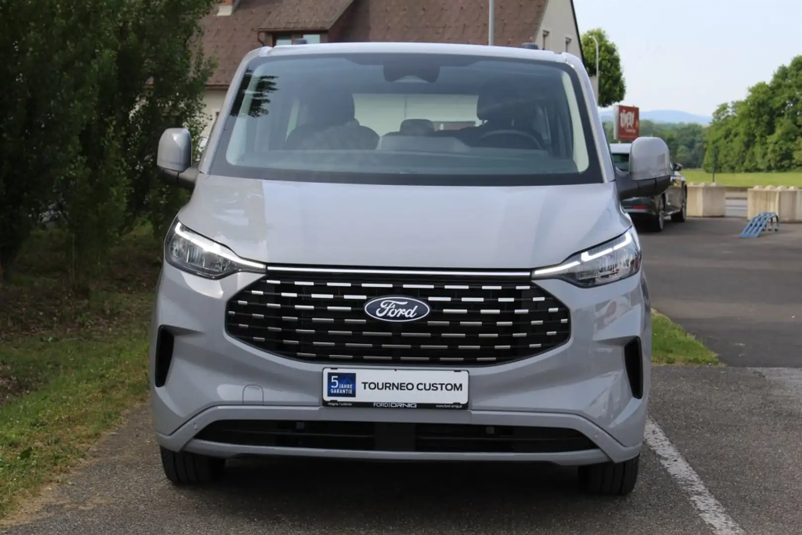 Ford Tourneo Custom Bus 320L2H1 Titanium 2.0EcoBlue 170PS A8 Grigio - 2