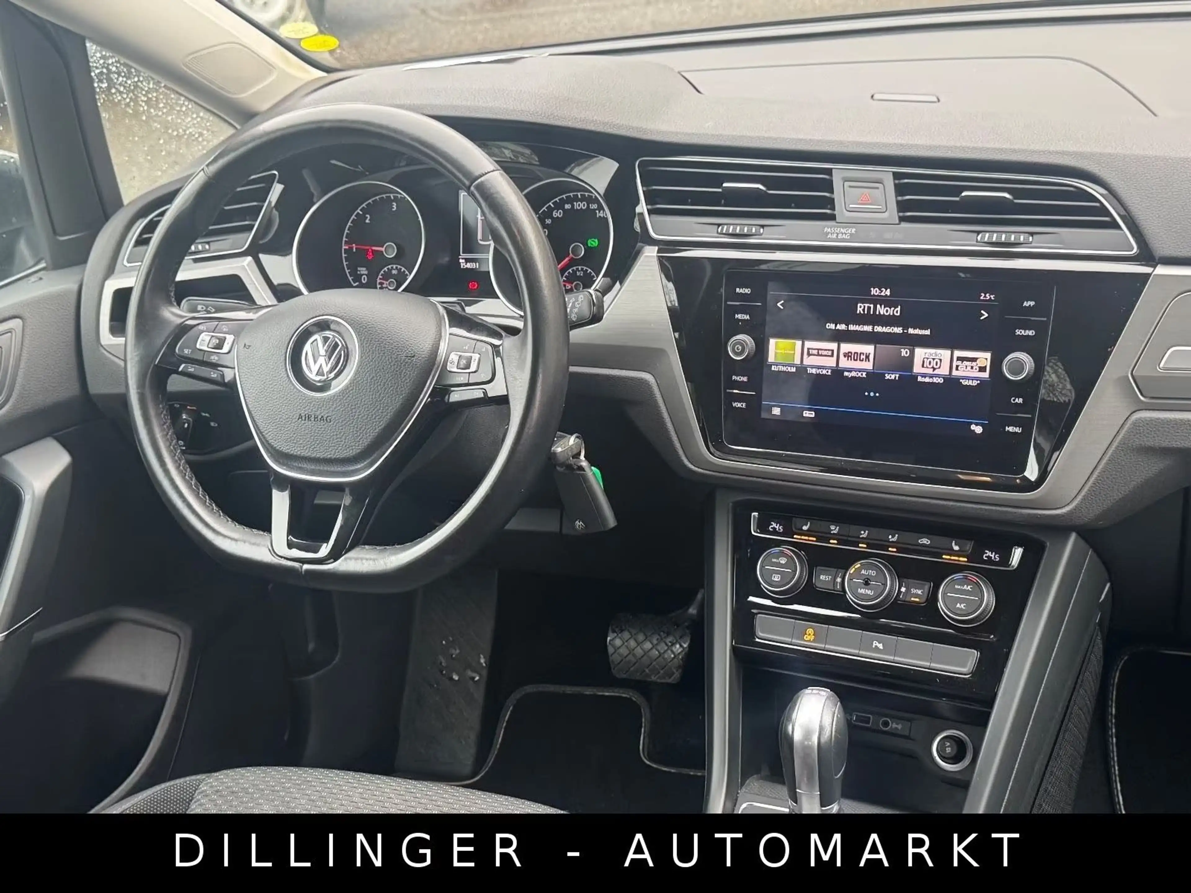Volkswagen Touran 1.6 TDI DSG Comfortline 7-Sitzer AHK ACC — photo 4