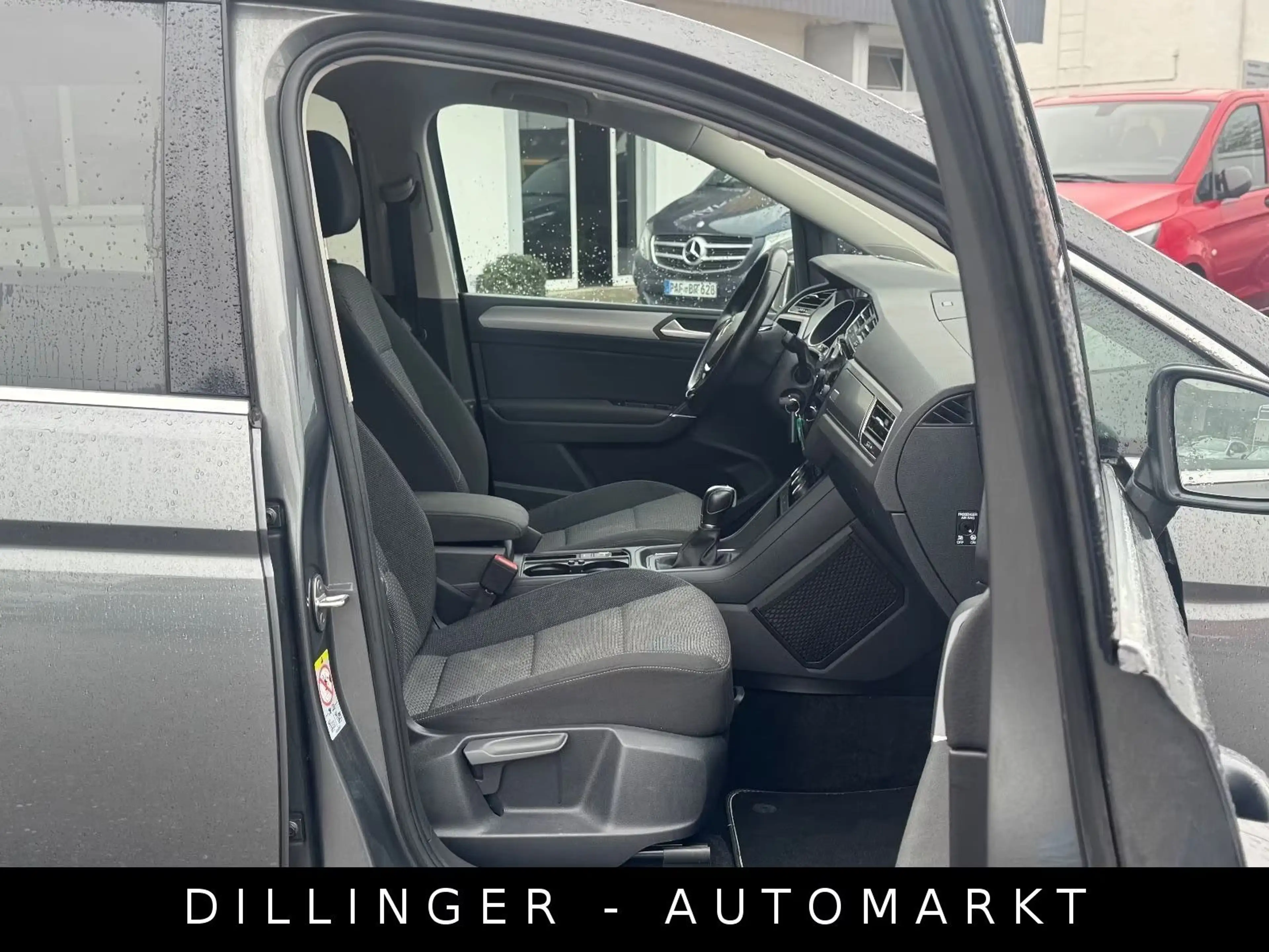 Volkswagen Touran 1.6 TDI DSG Comfortline 7-Sitzer AHK ACC — photo 5