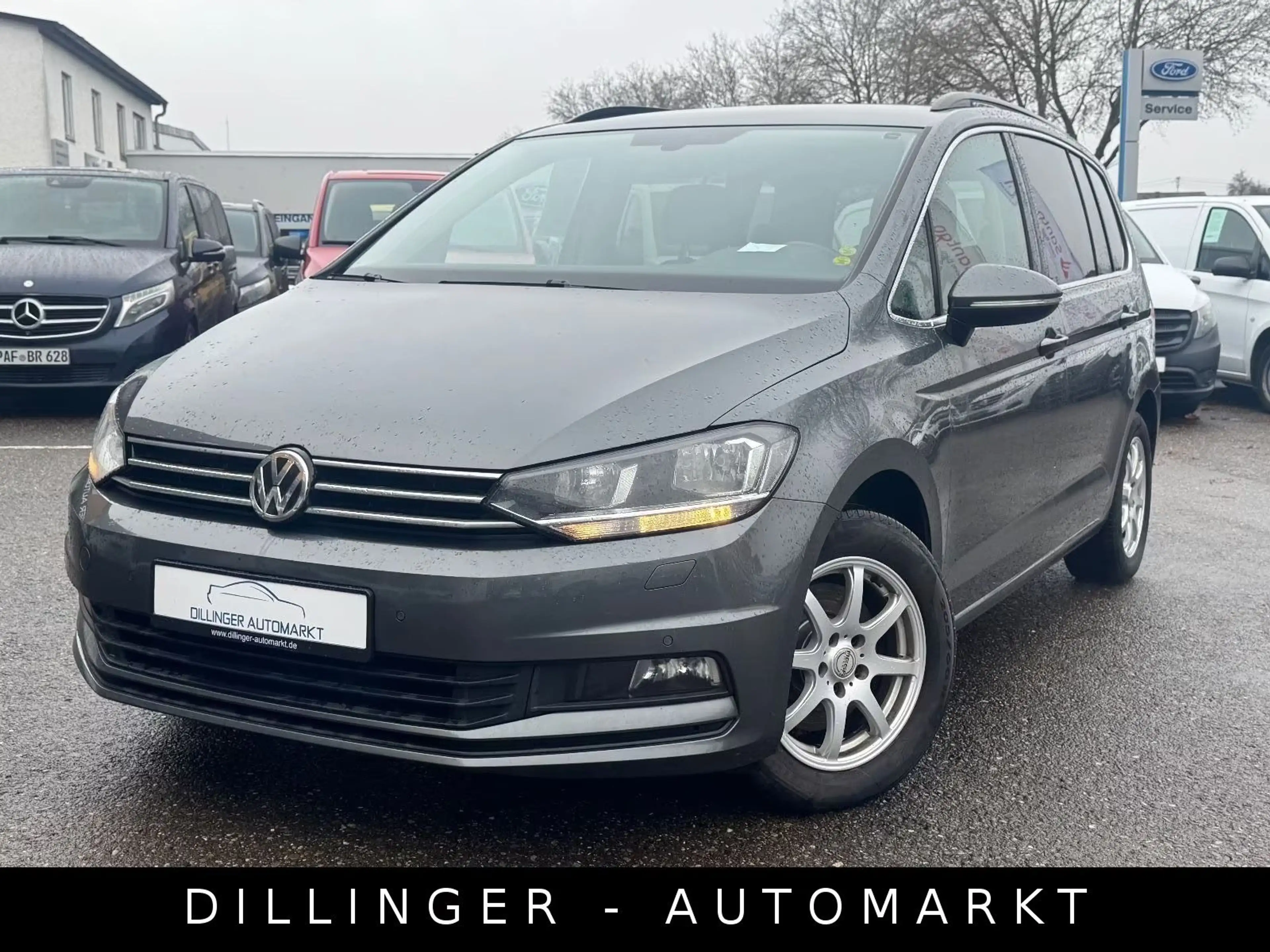 Volkswagen Touran 1.6 TDI DSG Comfortline 7-Sitzer AHK ACC — photo 14