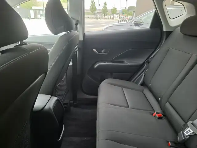 Hyundai Kona view 9