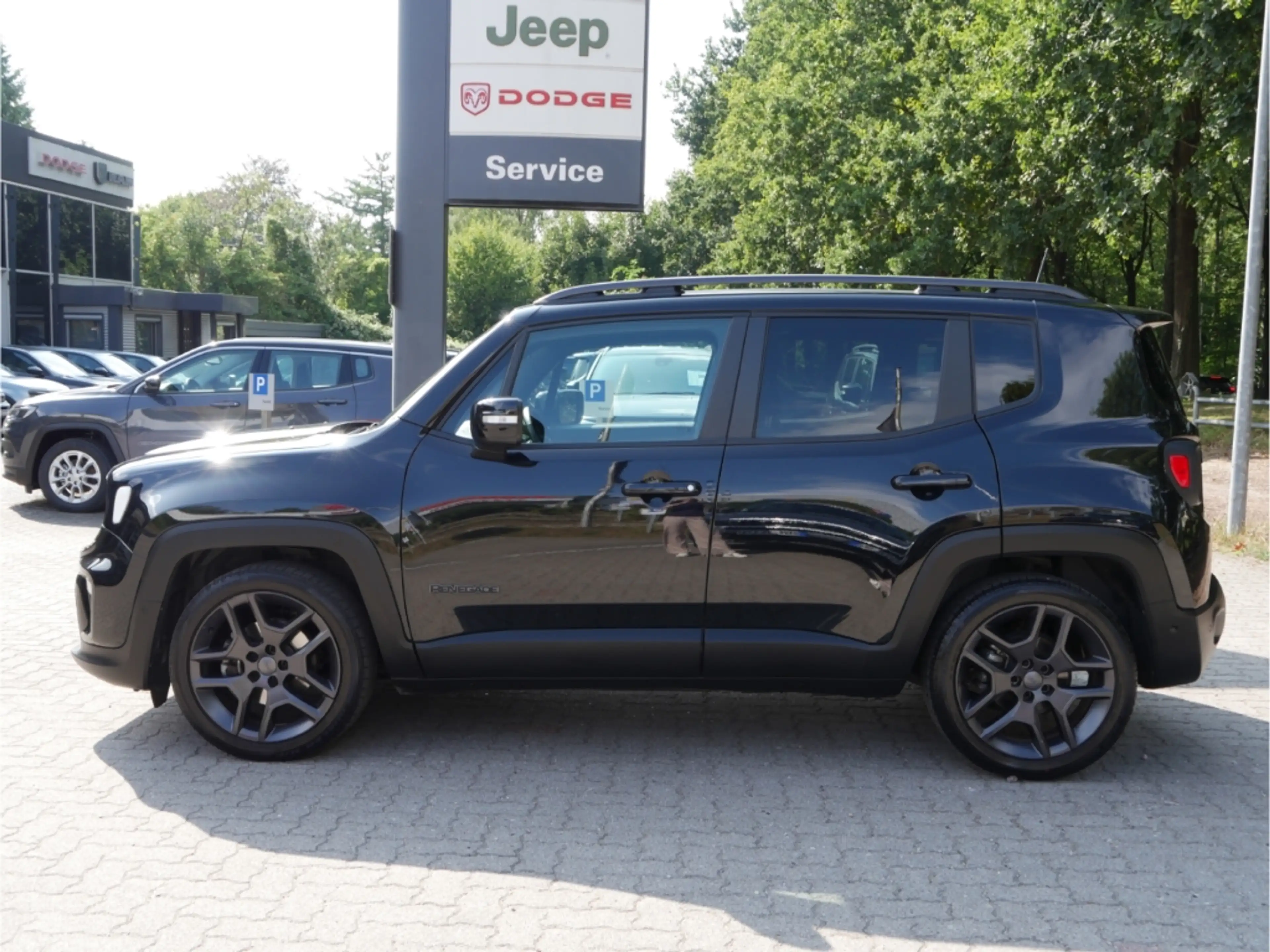 Jeep Renegade S FWD — photo 8