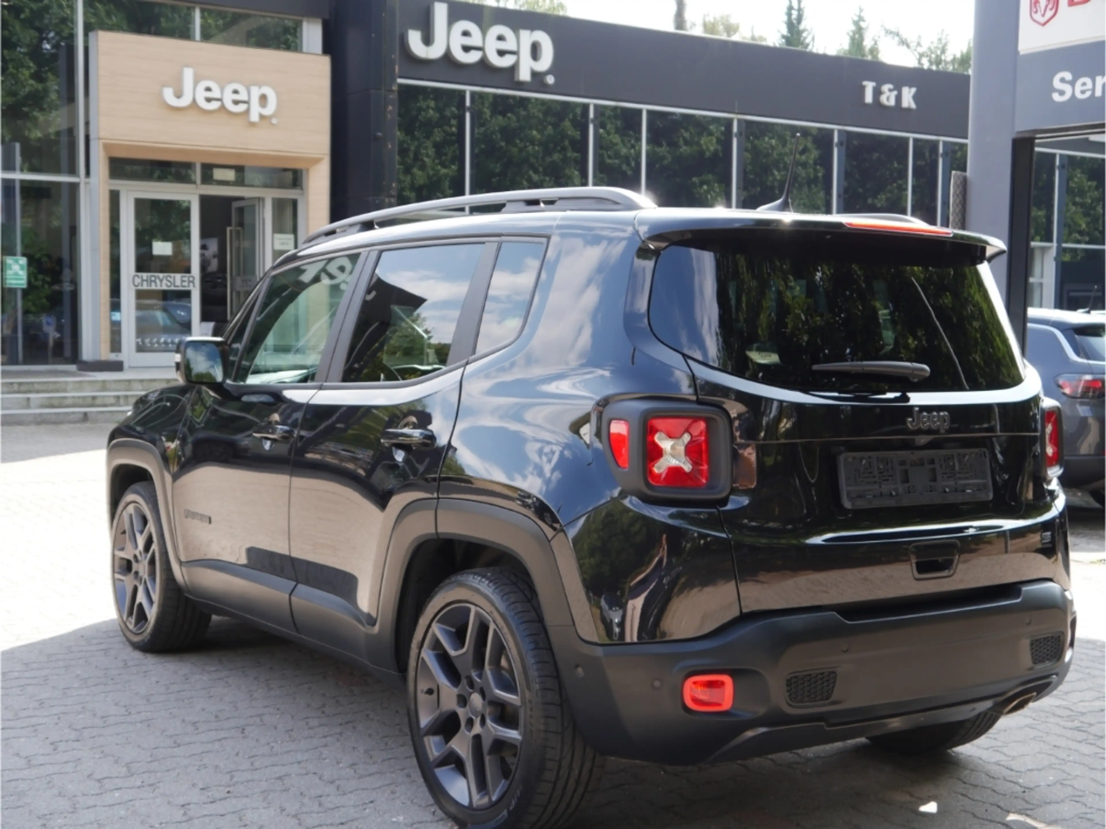 Jeep Renegade S FWD — photo 7