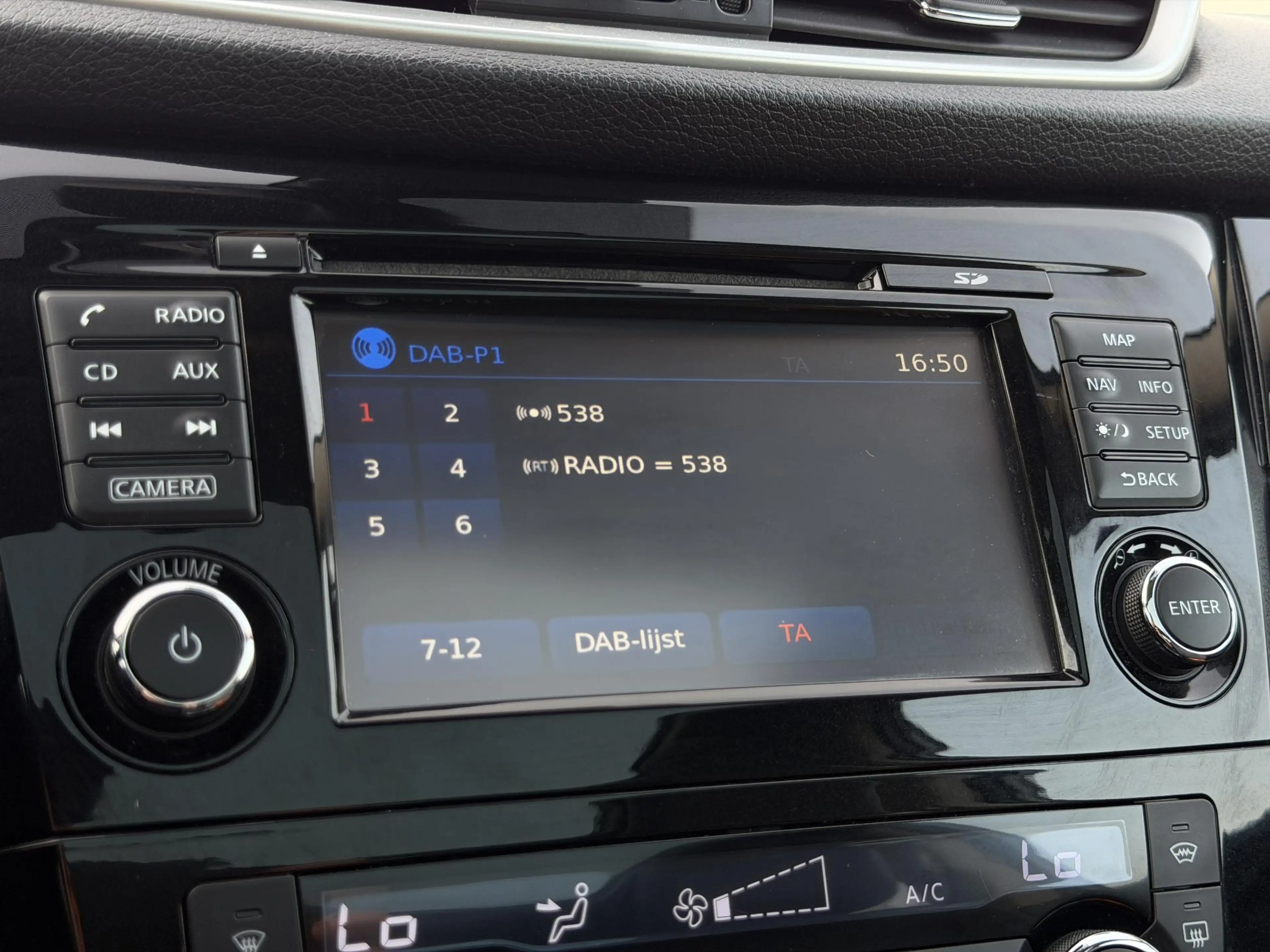 Nissan Qashqai 1.2 Tekna|Pano|Trekhaak|Stoelverwarming|360cam — photo 19