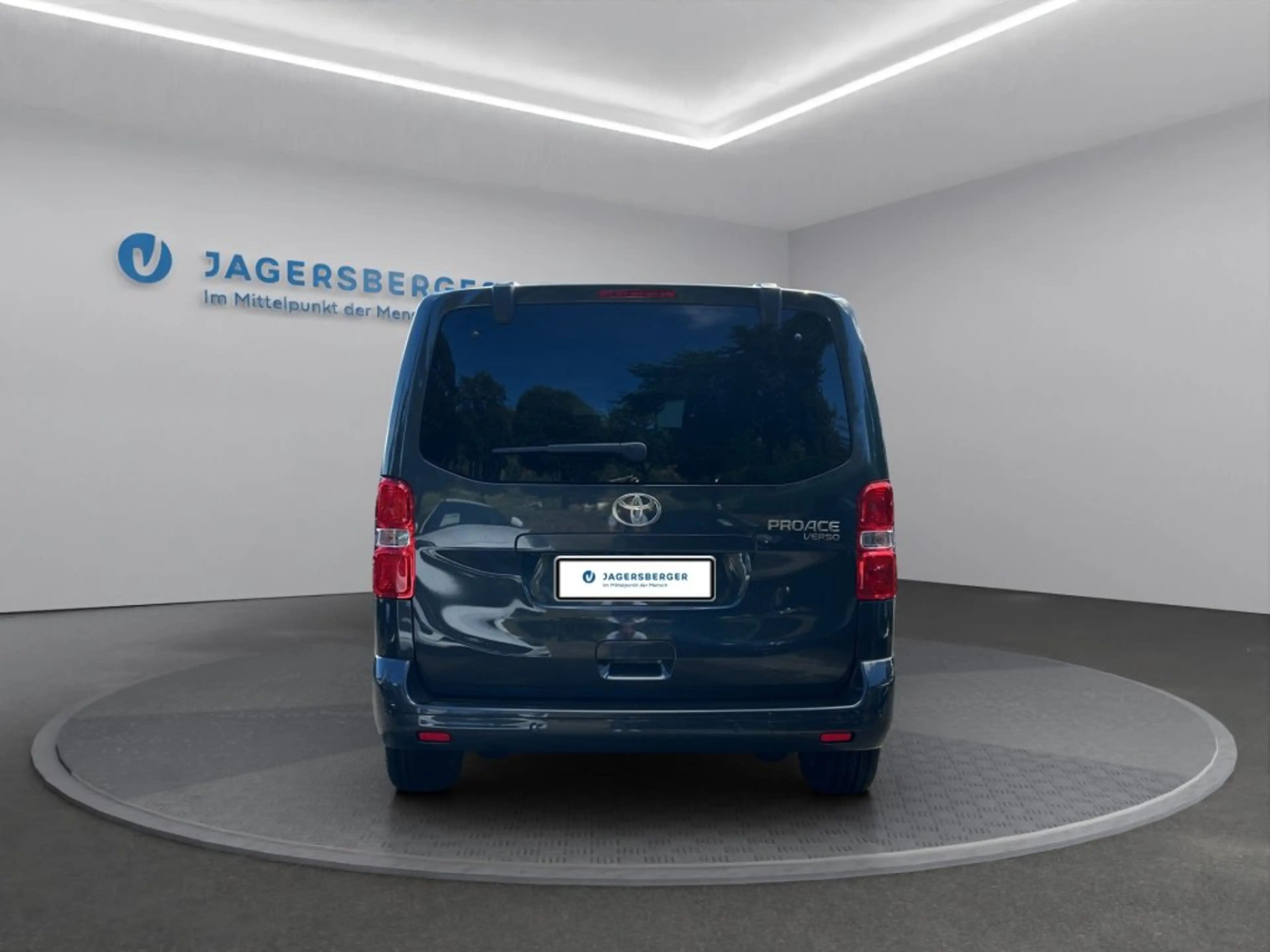 Toyota Proace Verso 2,2 D 150 L1 Teamplayer — photo 6
