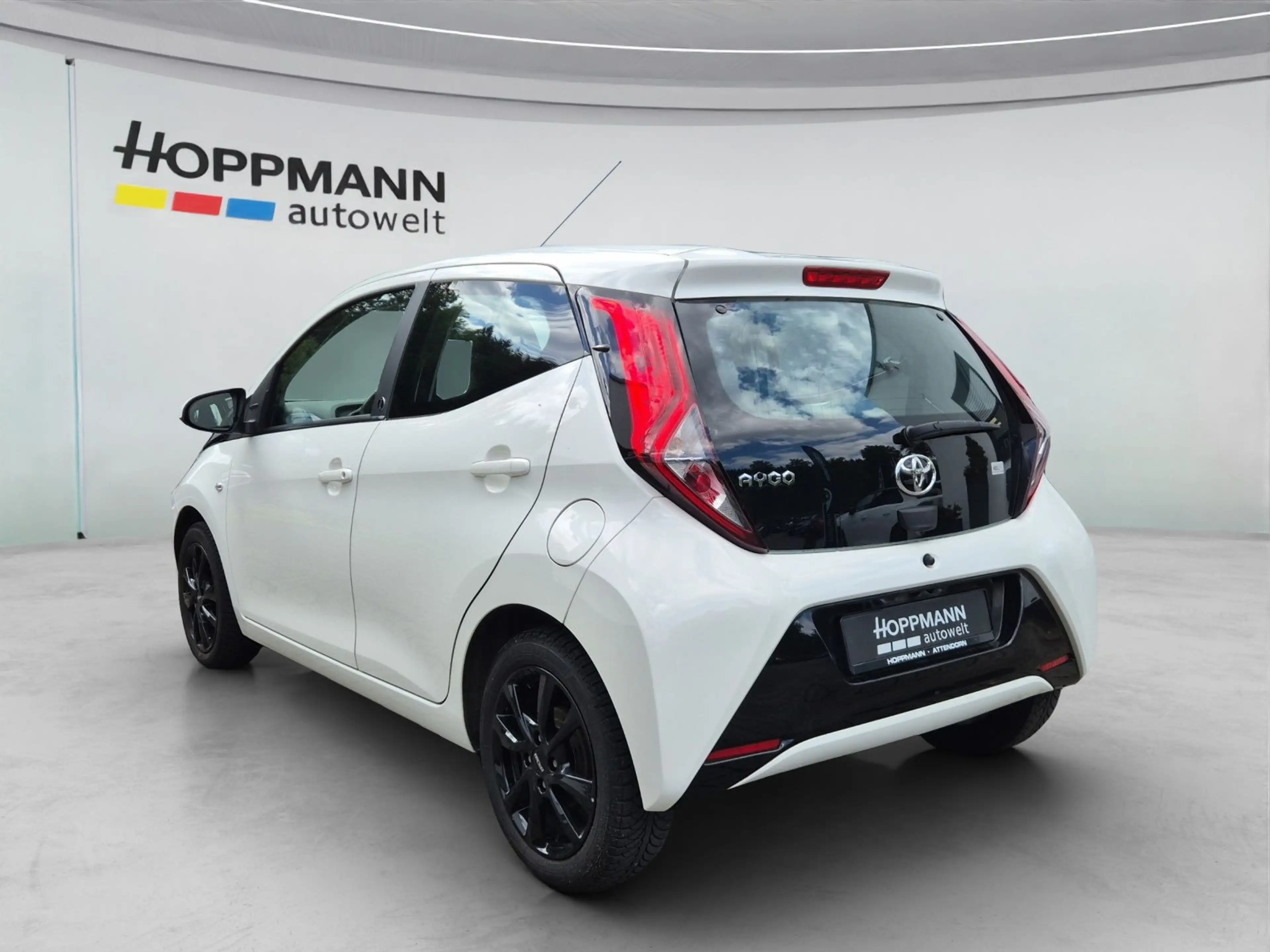 Toyota Aygo Team 1.0 *KAMERA*BLUETOOTH*8-FACH*CARPLAY* — photo 5
