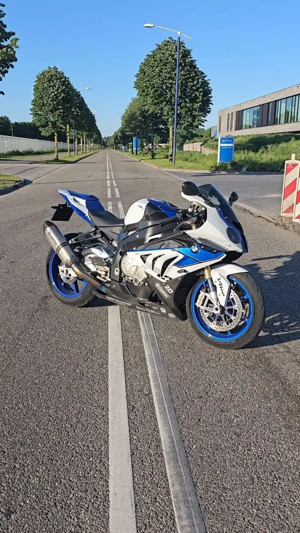 BMW HP4 Competition Bleu - 2