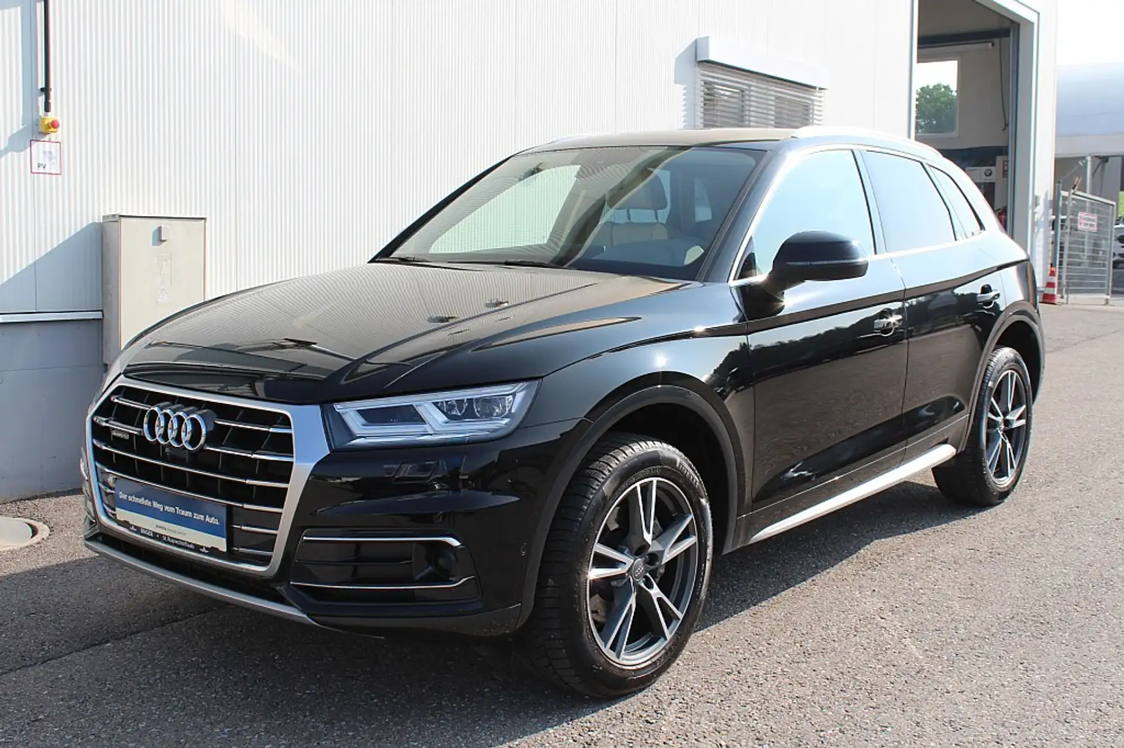 Audi Q5 2,0 TFSI quattro design S-tronic Sonderausstatt... Schwarz - 1