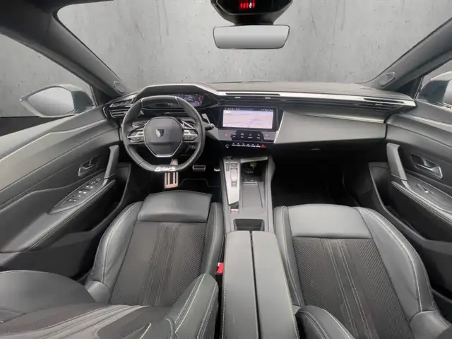 Peugeot 408 view 11