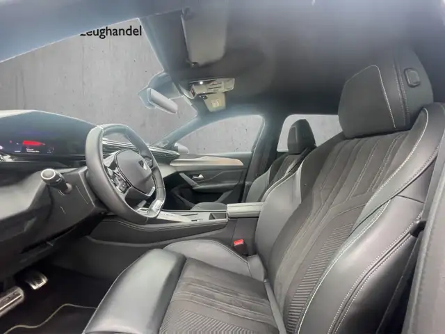 Peugeot 408 view 8