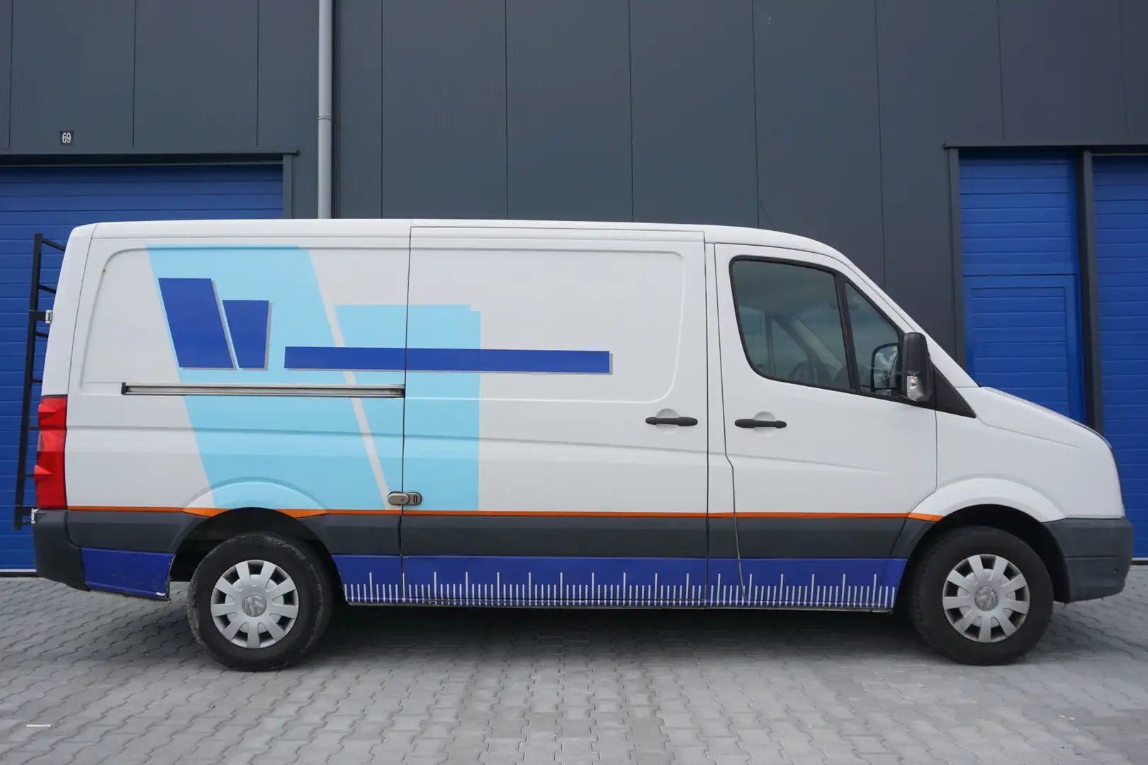 Volkswagen Crafter 32 2.0 TDI L2H1 BM | Ex BTW | Cruise Control | Nav - 2