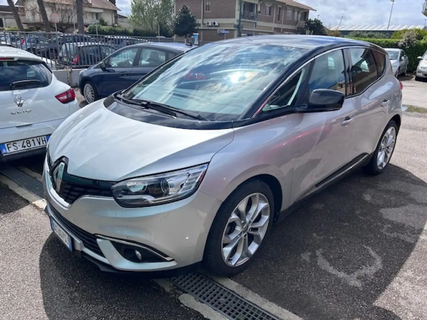 Renault Scenic Scénic Blue dCi 120 CV Sport Edition2 Argento - 2
