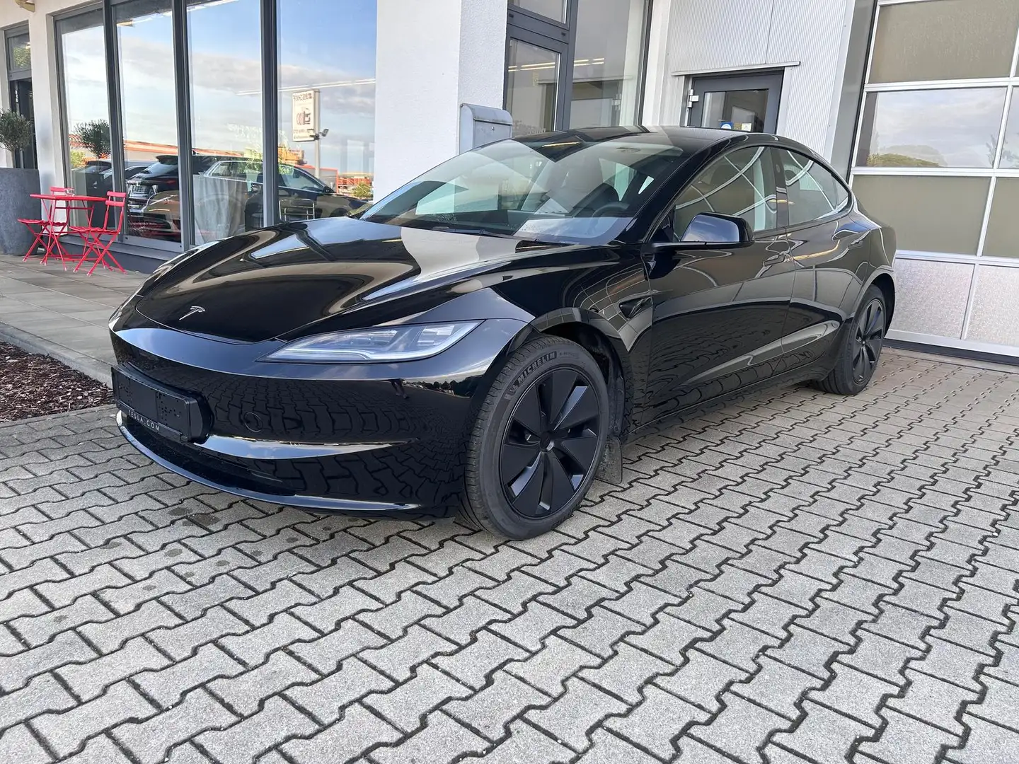 Tesla Model 3 Long Range Dual AWD Highland AHK Garantie Schwarz - 2