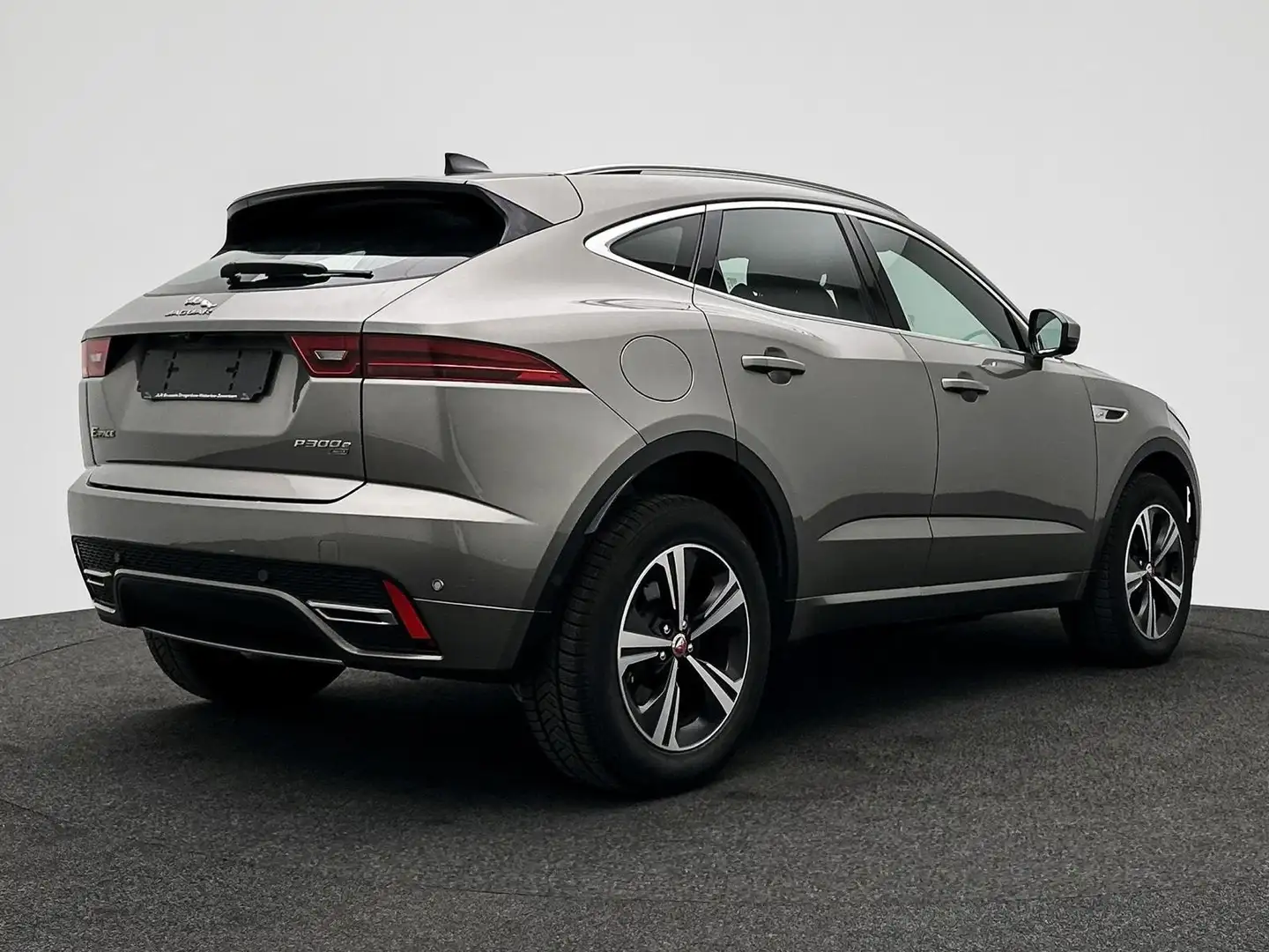 Jaguar E-Pace 1.5 R-Dynamic Grijs - 2