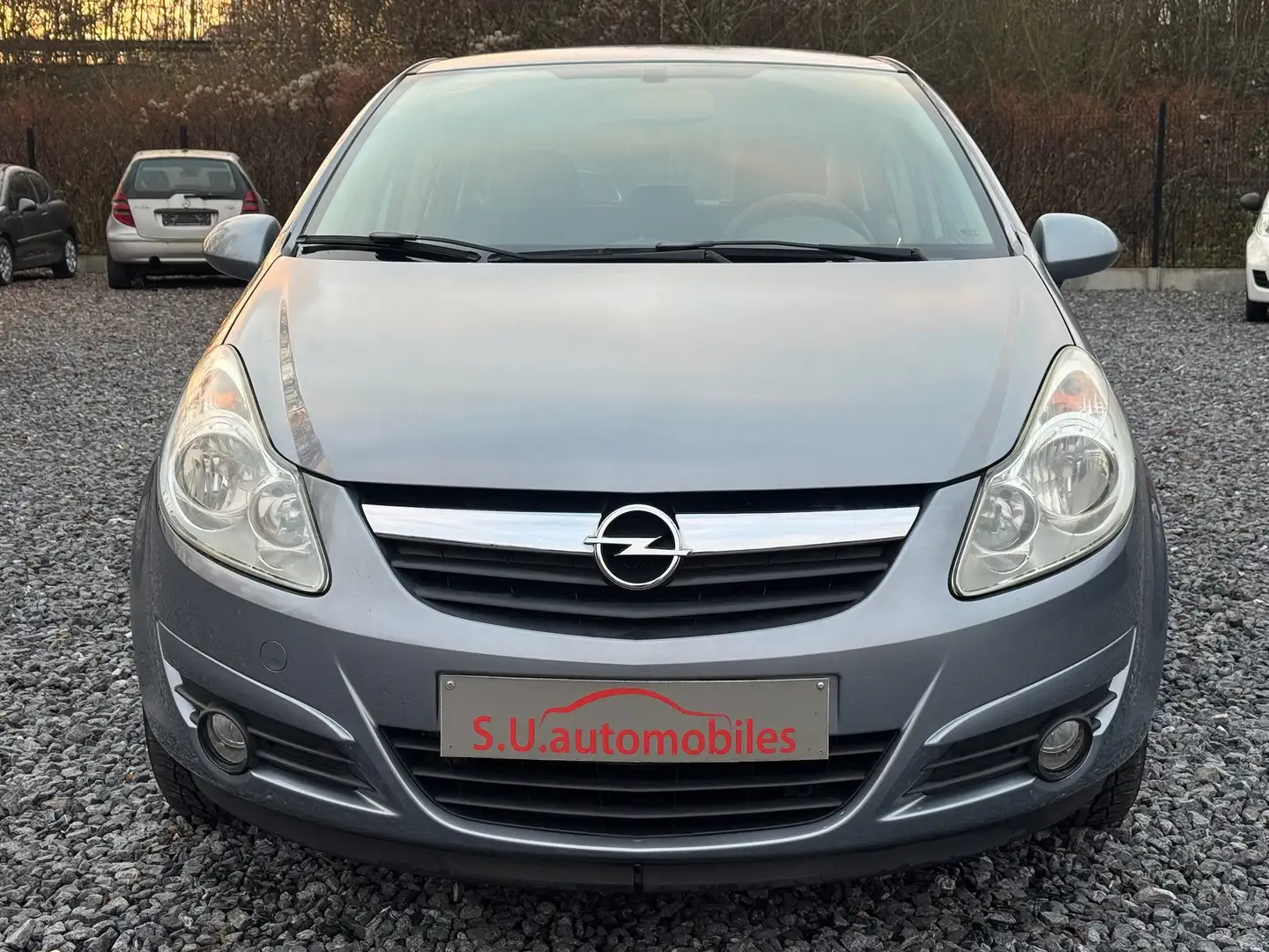 Opel Corsa 1.2i AUTOMATIQUE/61.000km/1eMain/Clim/Gar12M Grau - 2