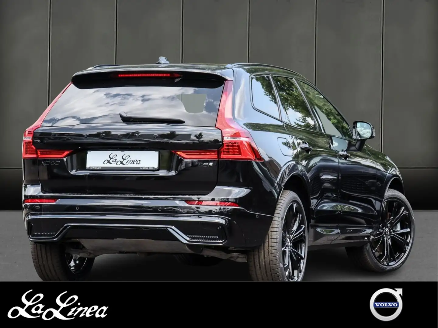 Volvo XC60 T8 AWD Plus Black Edition NP:79.920,-//AHK/ACC/... Noir - 2