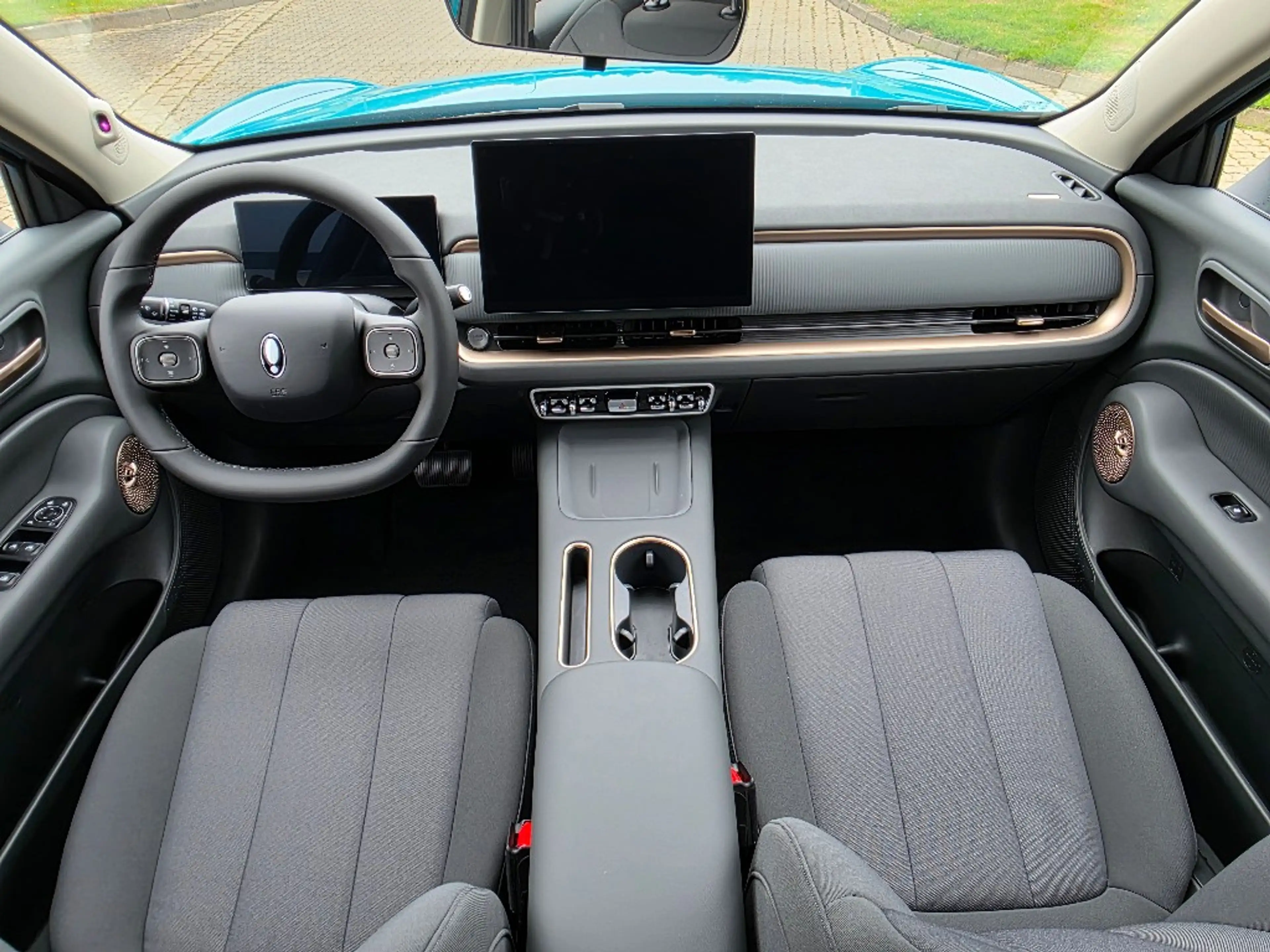GWM ORA 5 SUV Hybrid Premium — photo 13