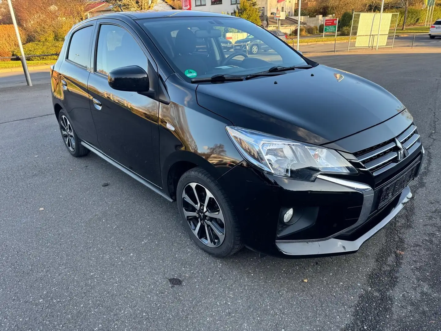 Mitsubishi Space Star 1.2 CVT Select+ Schwarz - 2