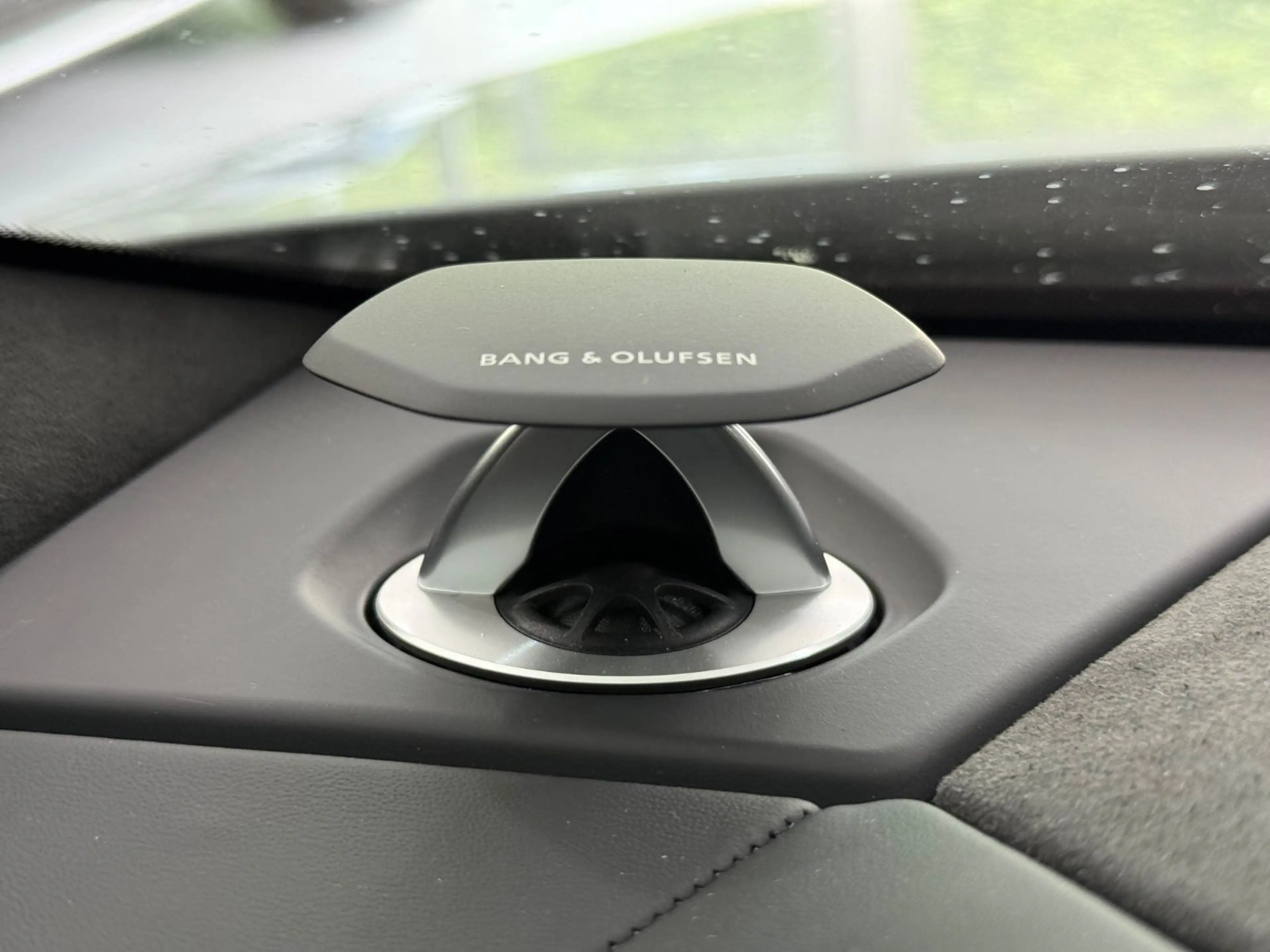 Lamborghini Urus SE *PANO*MASSAGE*360*B&O 3D*23"*CARBON* — photo 15