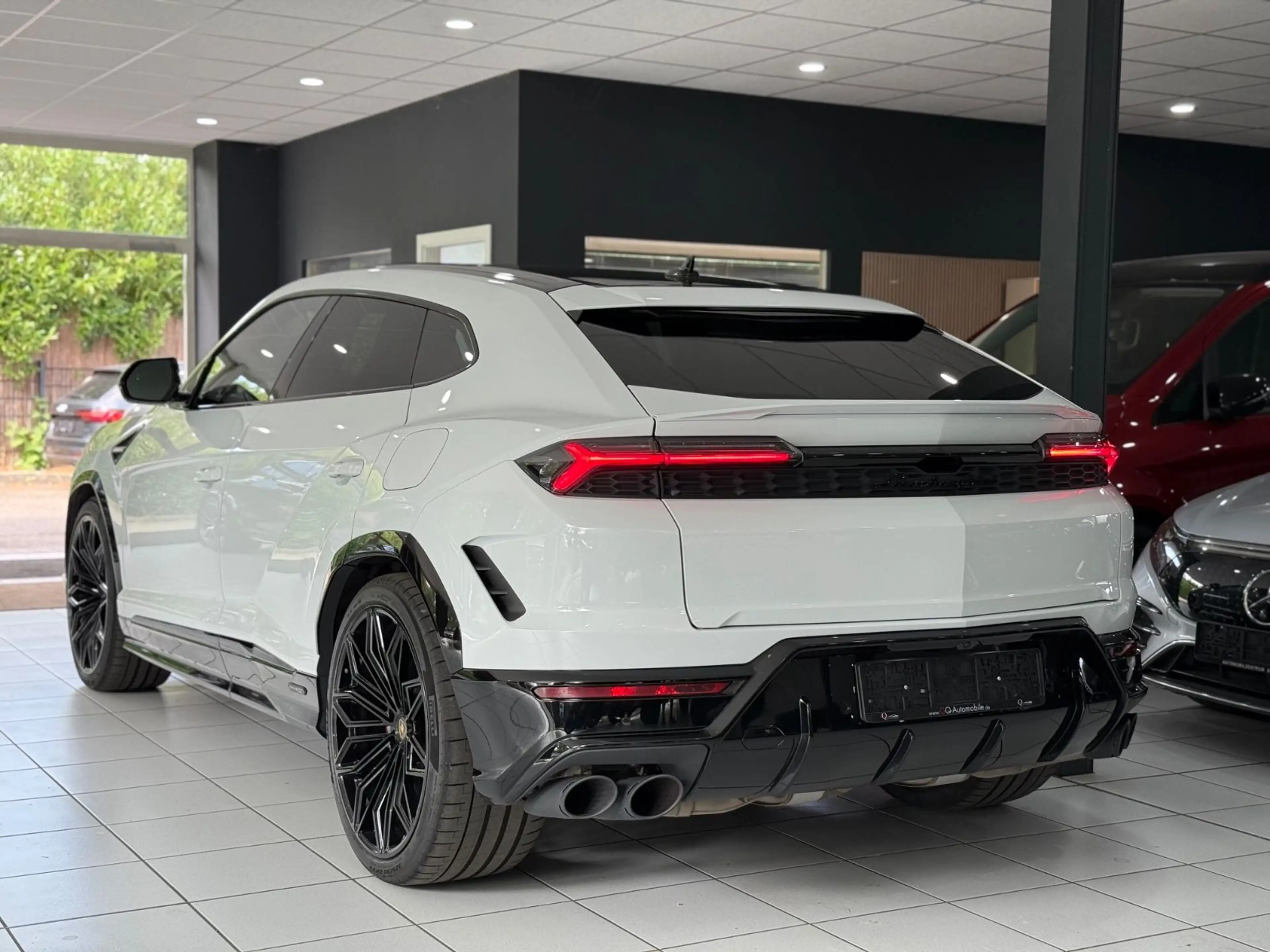 Lamborghini Urus SE *PANO*MASSAGE*360*B&O 3D*23"*CARBON* — photo 3