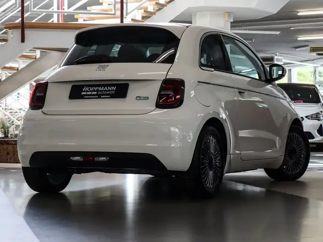 Fiat 500 view 2
