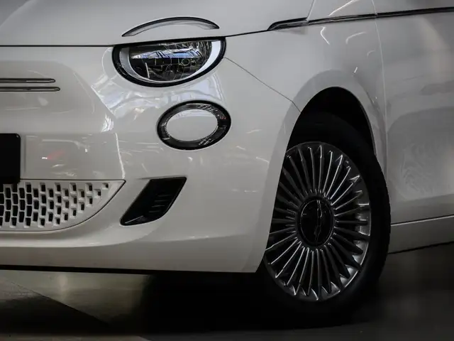 Fiat 500 view 5