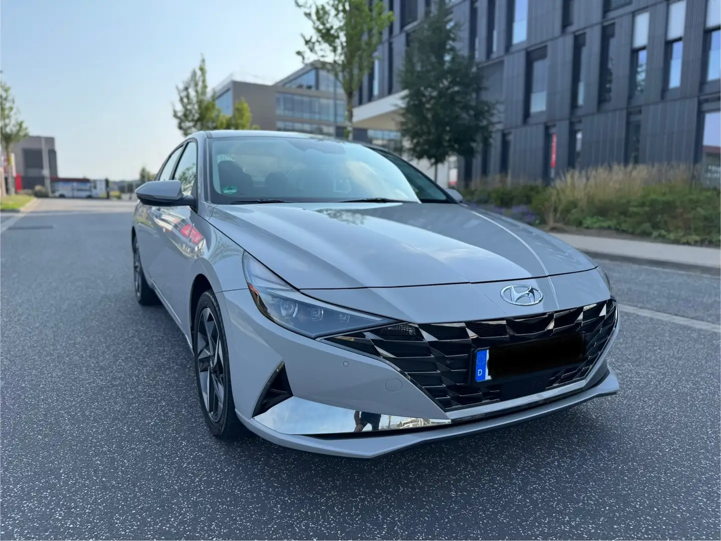 Hyundai ELANTRA 1.6 Grau - 2