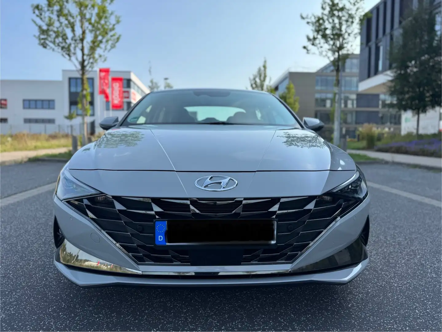 Hyundai ELANTRA 1.6 Grau - 1