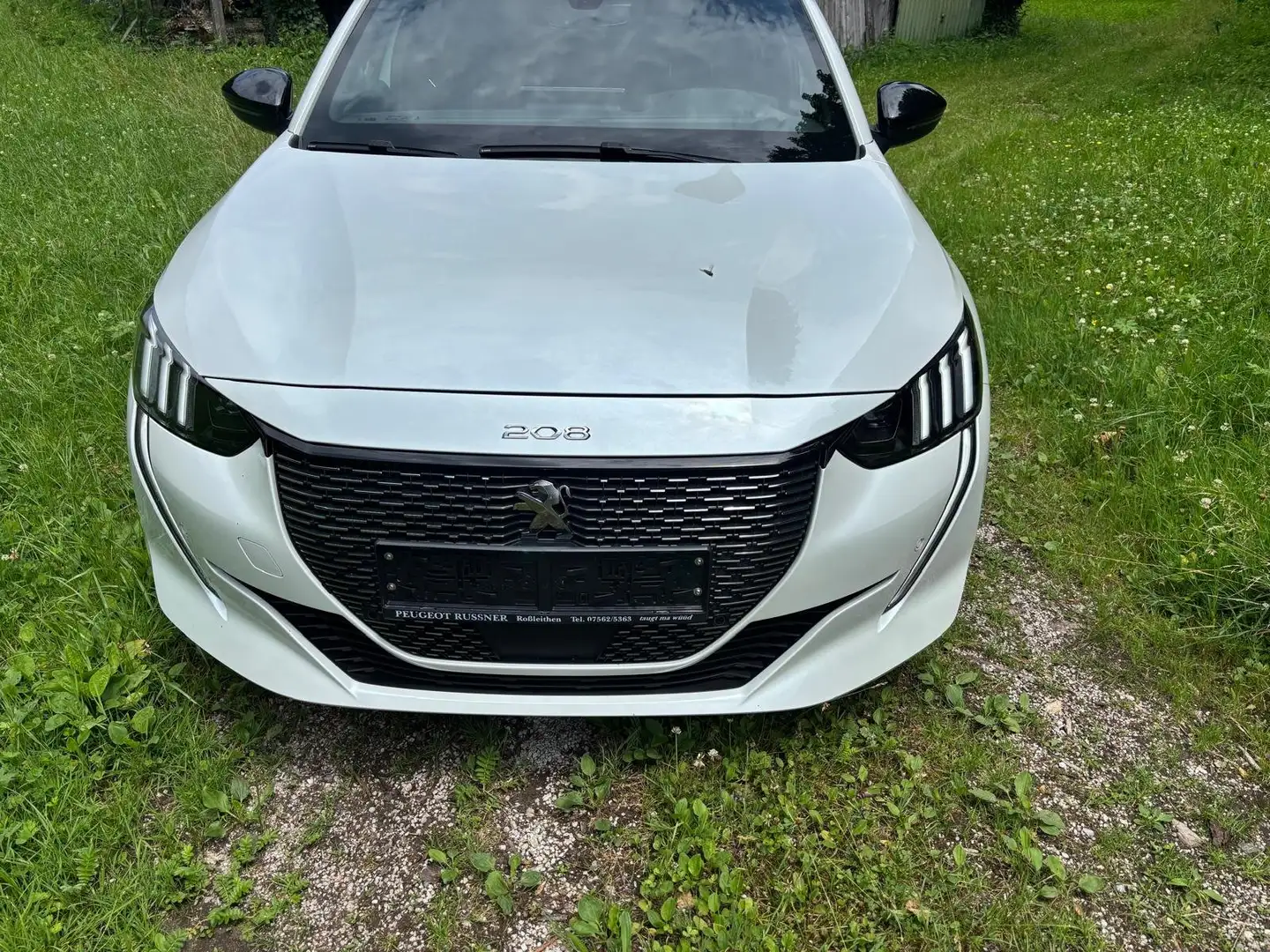 Peugeot 208 GT Weiß - 2