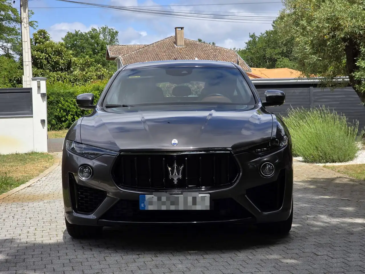 Maserati Levante 2022 — фото 9