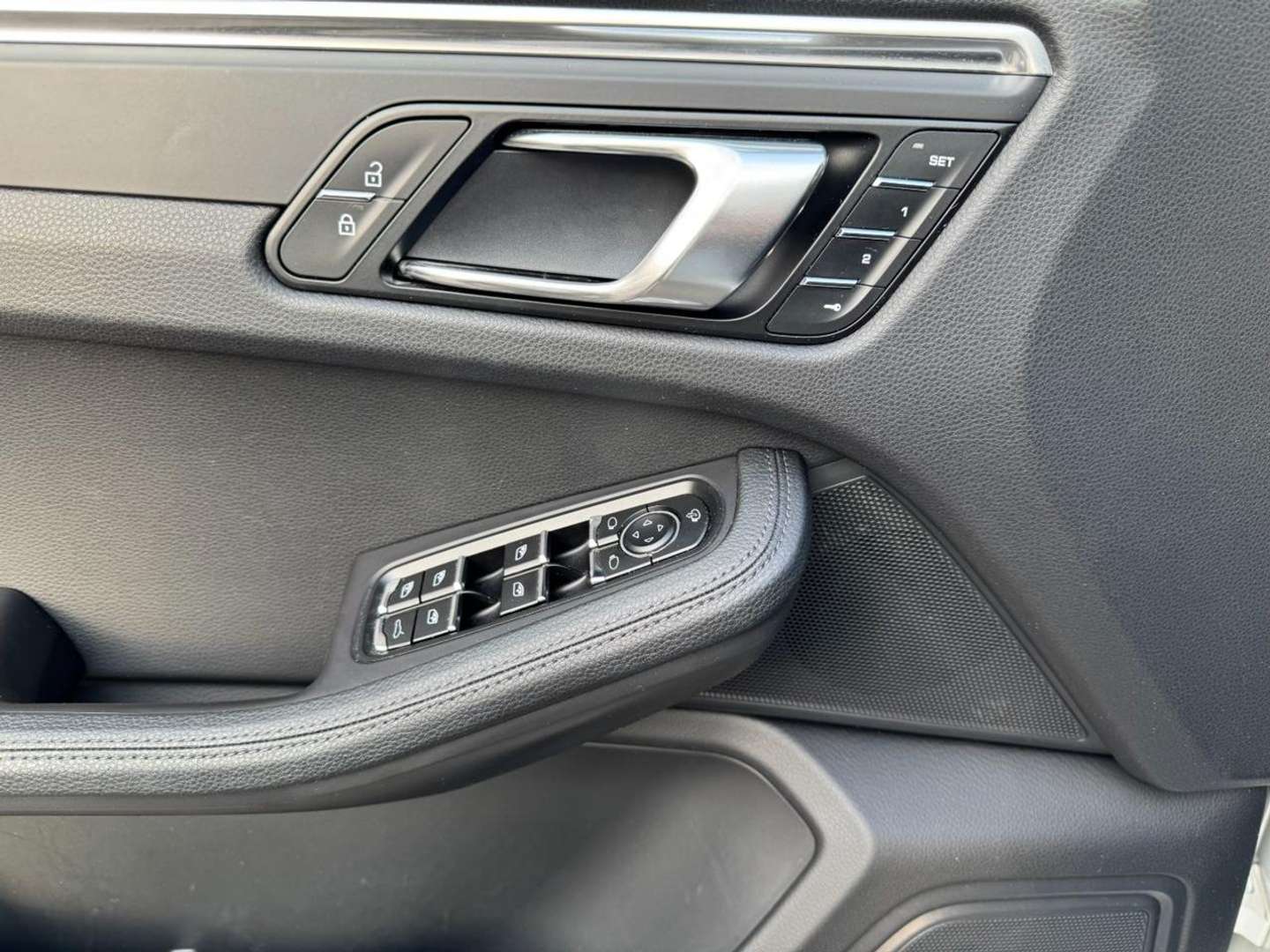 Porsche Macan II Base -  - Joinsteer - #2