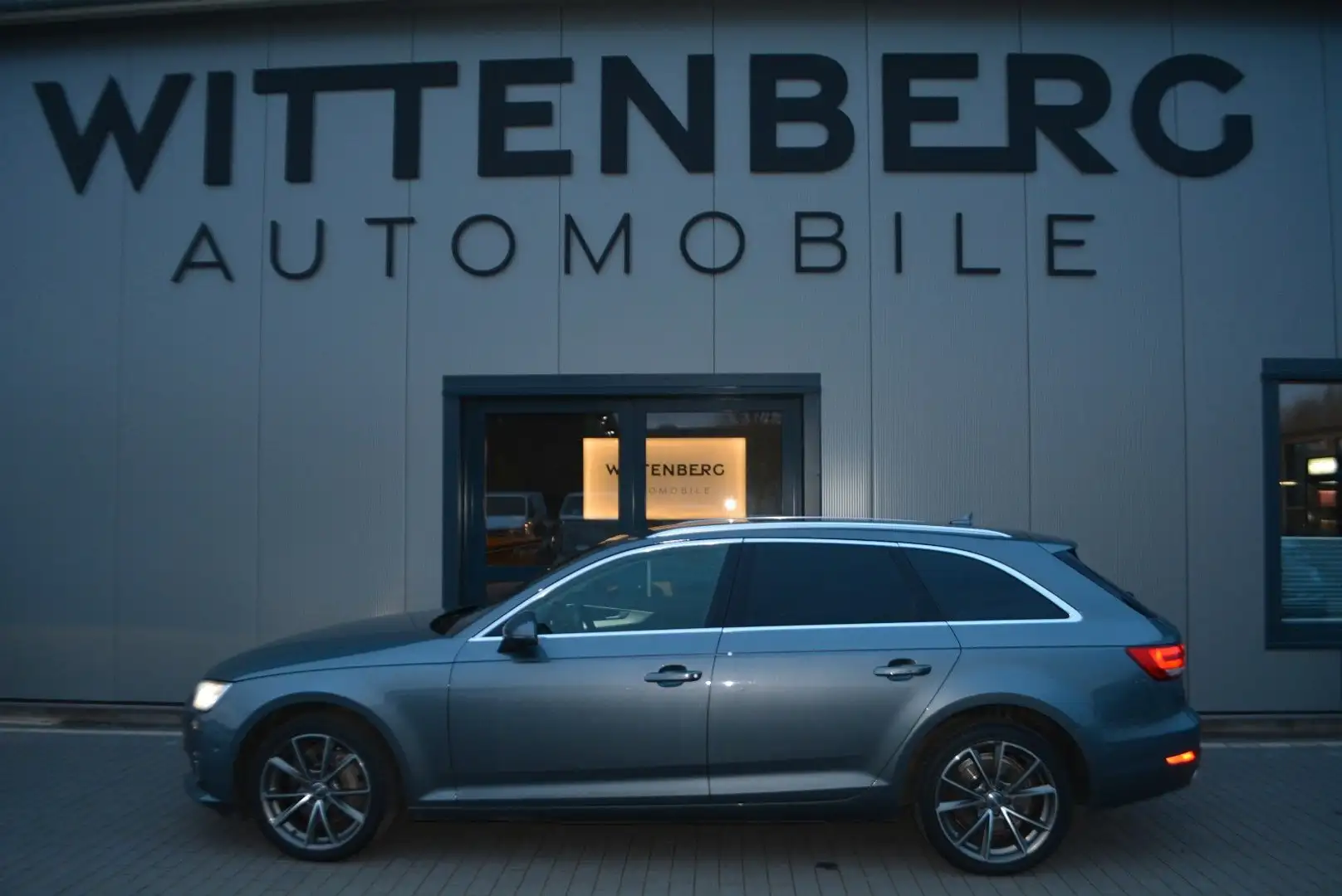 Audi A4 Avant sport-Standheizung-AHK-Teilleder Grau - 1