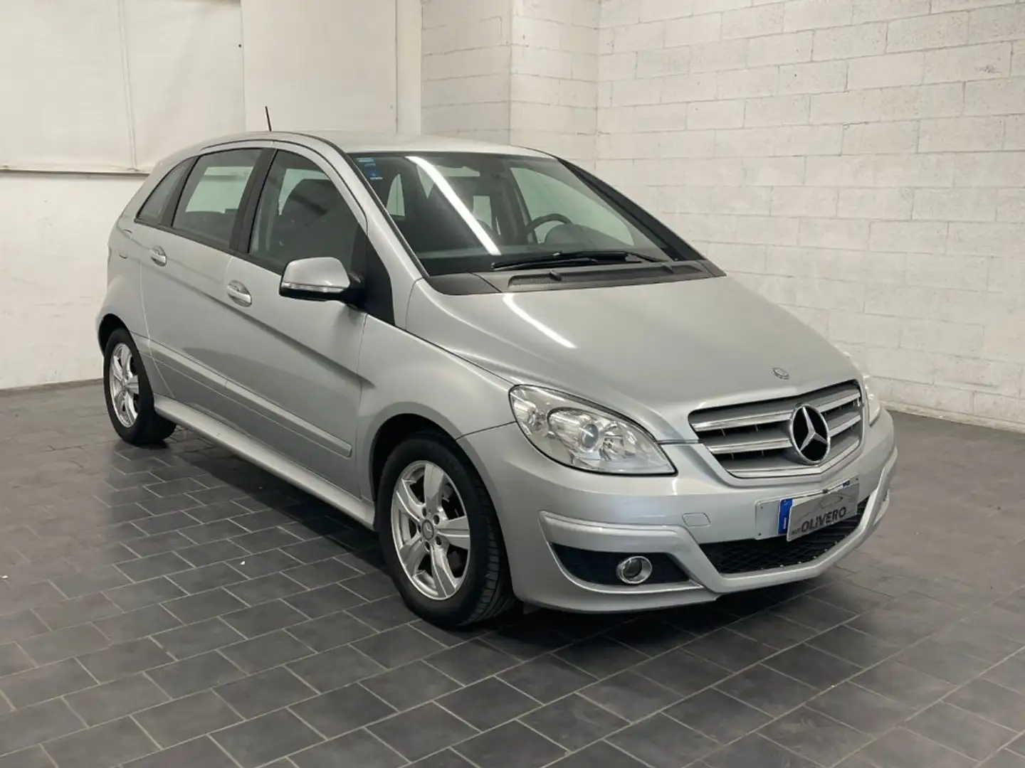 Mercedes-Benz B 180 CDI Executive 109cv-NAVI-UNIPRO Grigio - 1