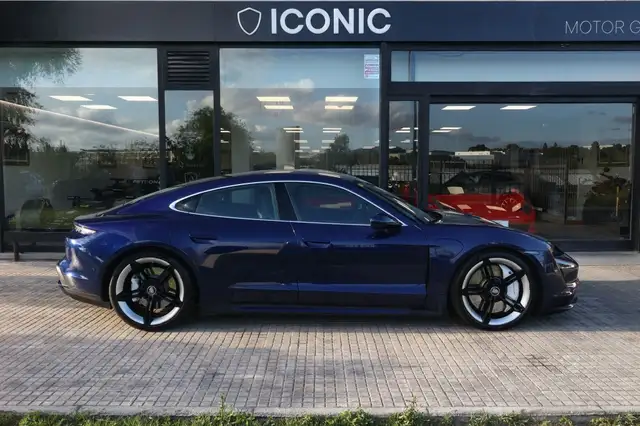Porsche Taycan view 4