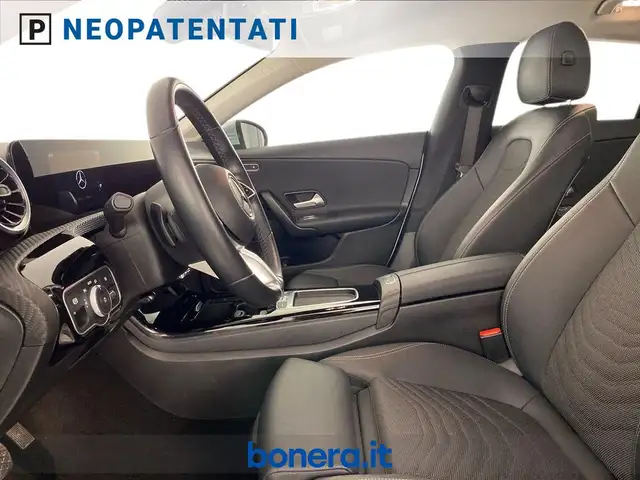 Mercedes-Benz CLA view 11
