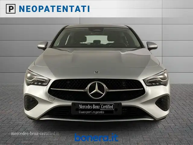 Mercedes-Benz CLA view 4