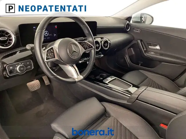 Mercedes-Benz CLA view 10