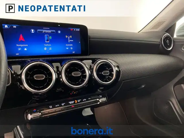 Mercedes-Benz CLA view 13