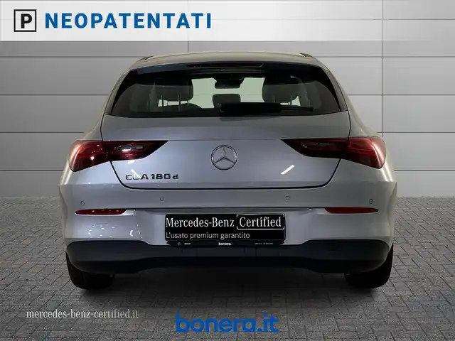 Mercedes-Benz CLA view 5