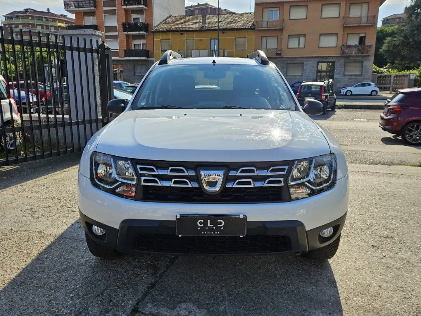 Dacia Duster 1.6 110CV 4x2 GPL Blanc - 2