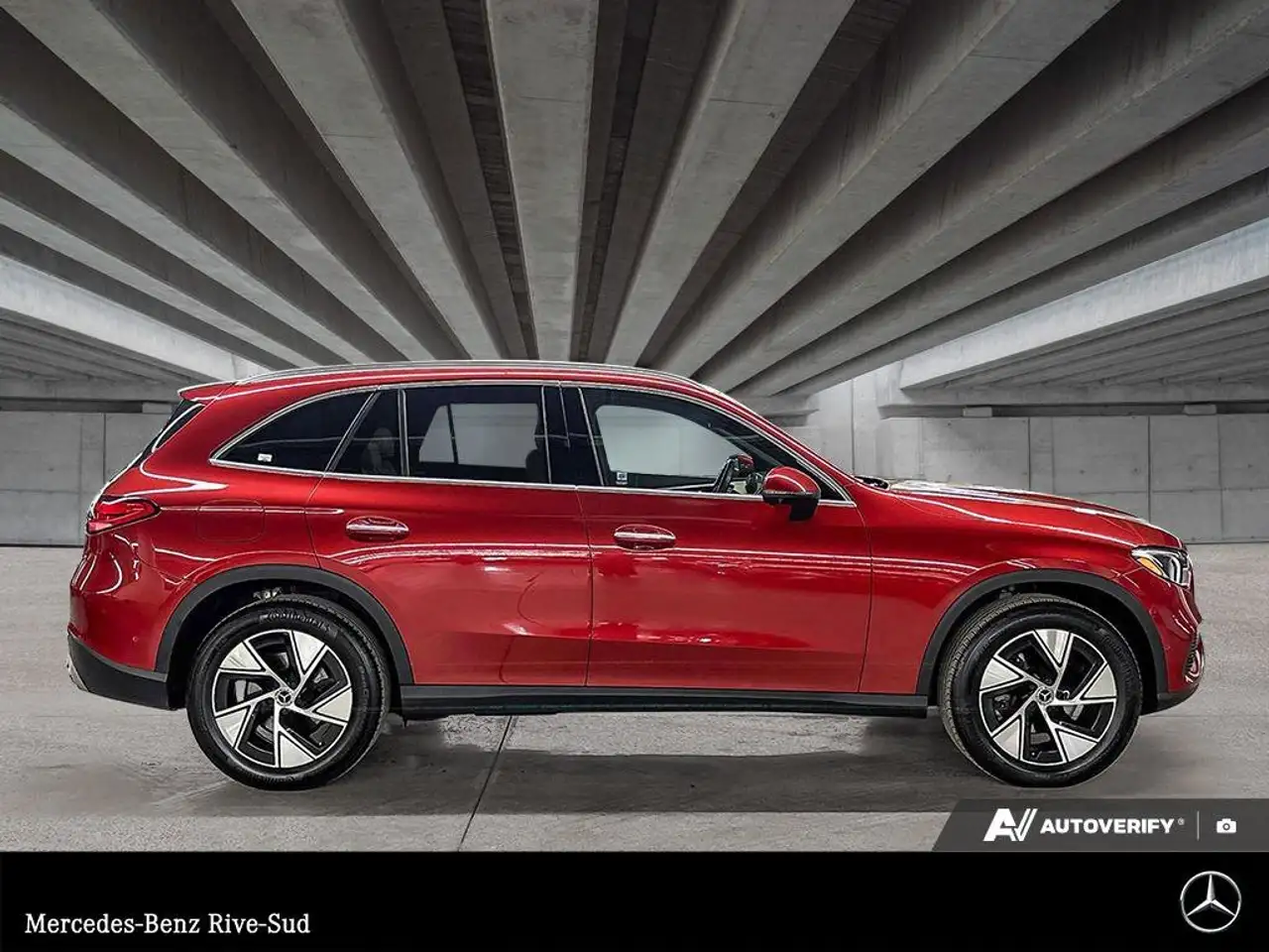 Mercedes-Benz GLC снимка Mercedes-Benz GLC
