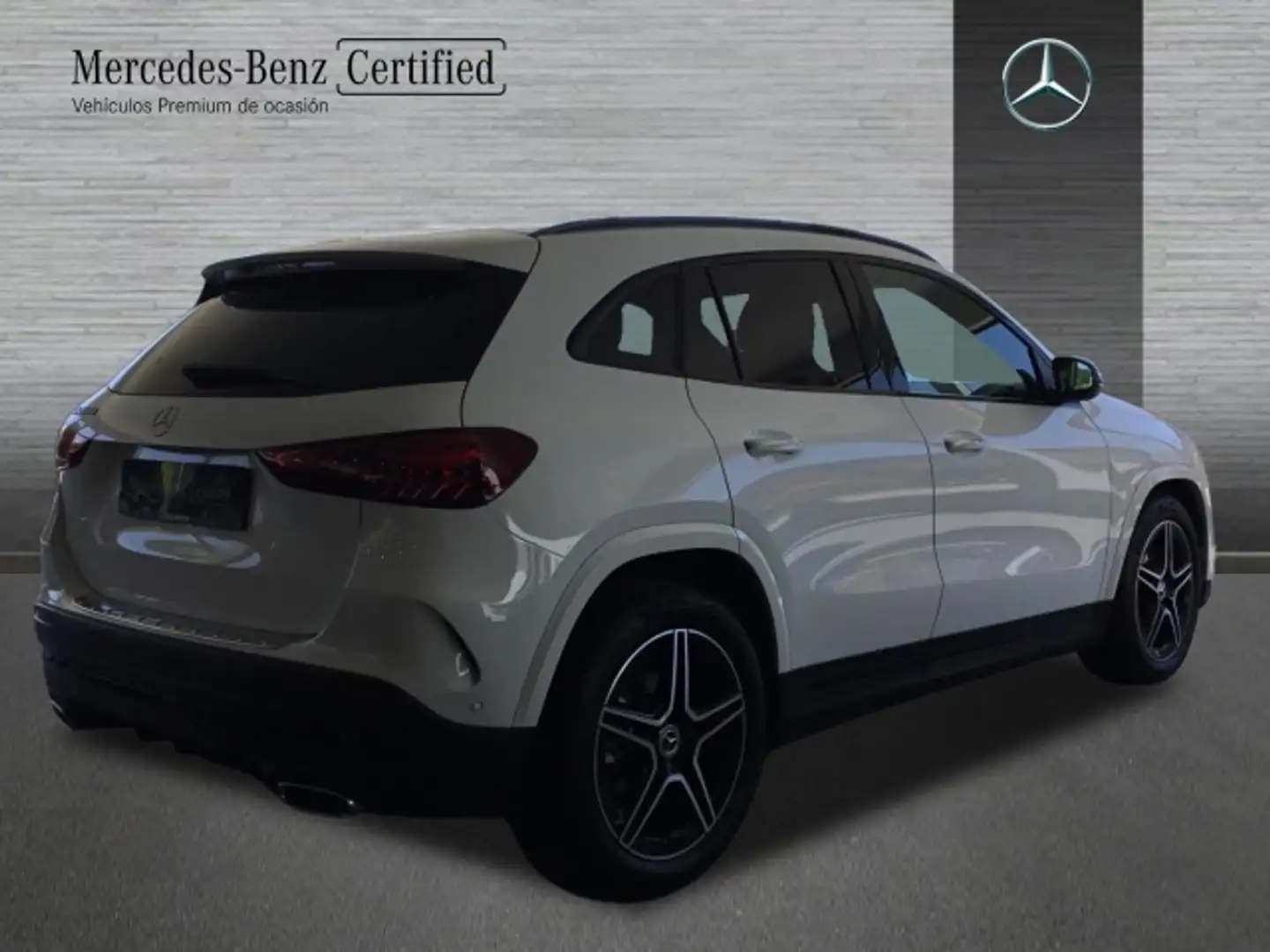 Mercedes-Benz GLA 200 200d 4Matic 8G-DCT Bianco - 2