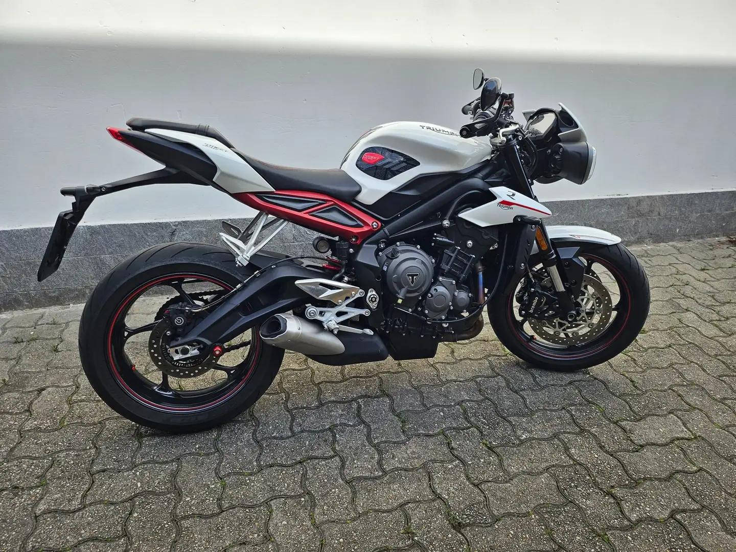 Triumph Street Triple 765 SPEED TRIPLE 765 R ABS Fehér - 2