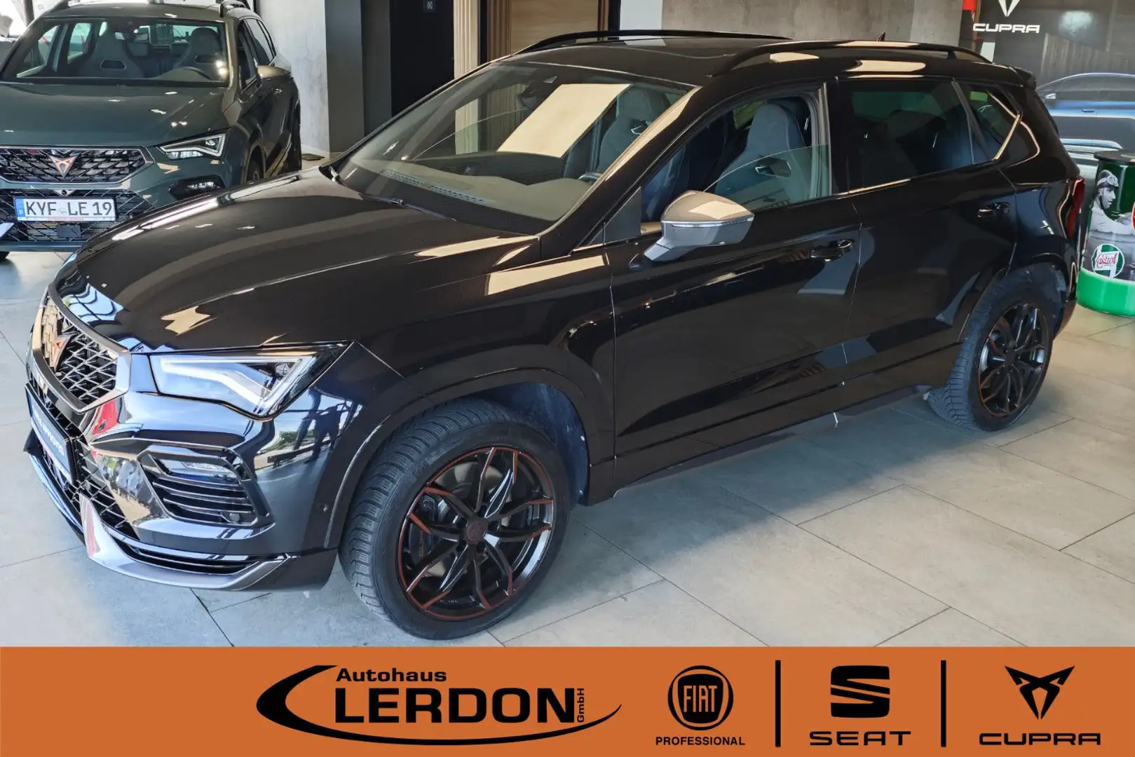 CUPRA Ateca 2.0TSI DSG 4x4 AHK|PANO|BEATS|ACC Černá - 1