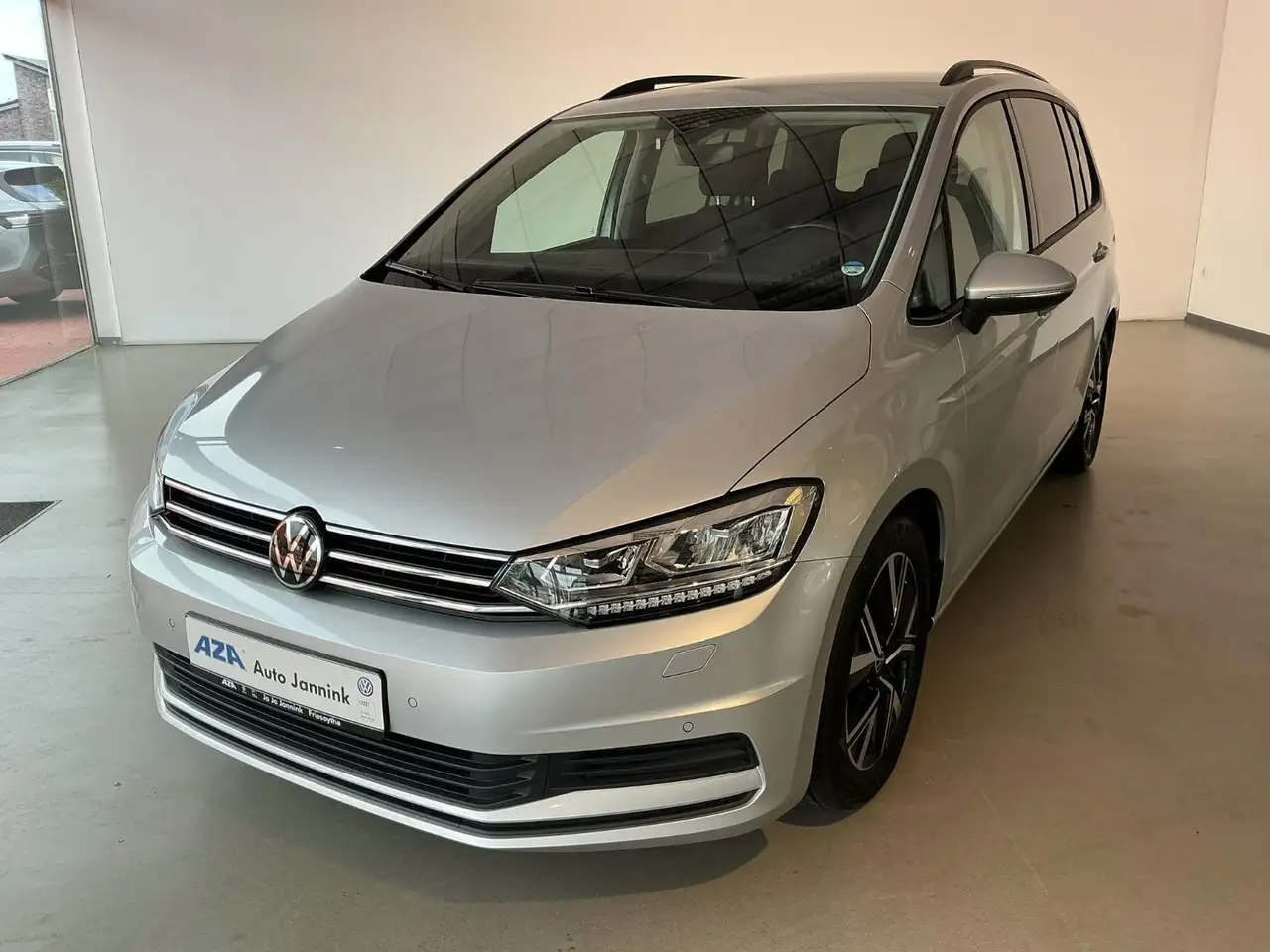 Volkswagen Touran 2.0 TDI Comfortline |7-Sitzer|ACC|Sihzg — photo 1 of 20