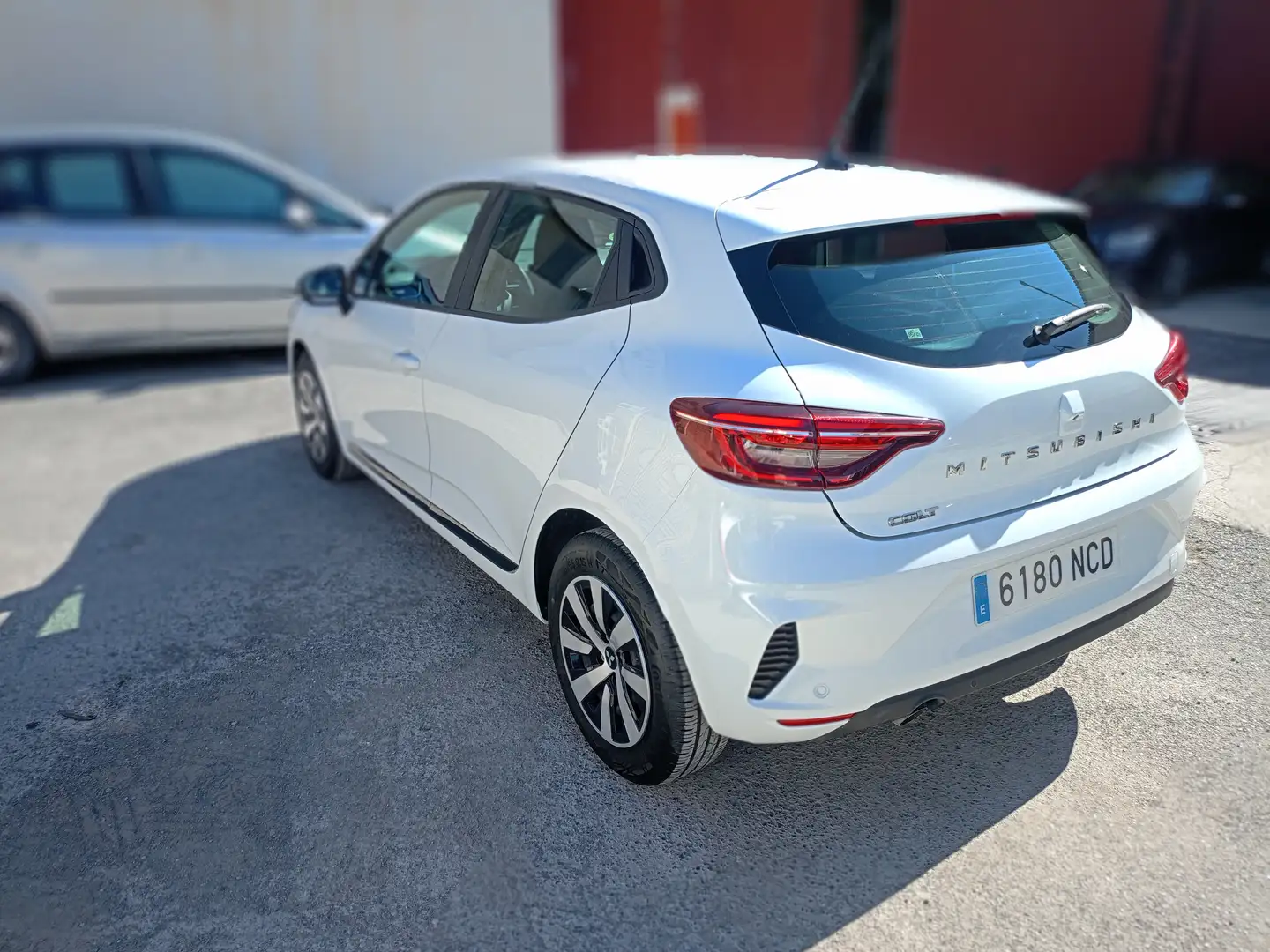 Mitsubishi Colt Colt 100T Motion Motion Blanco - 1