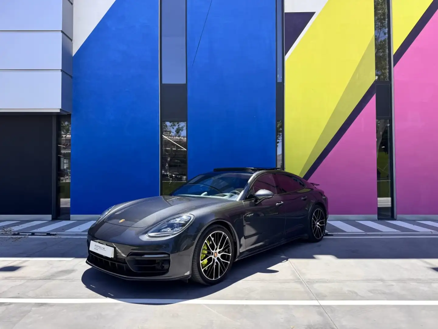 Porsche Panamera 4 E-Hybrid Aut. Grijs - 1