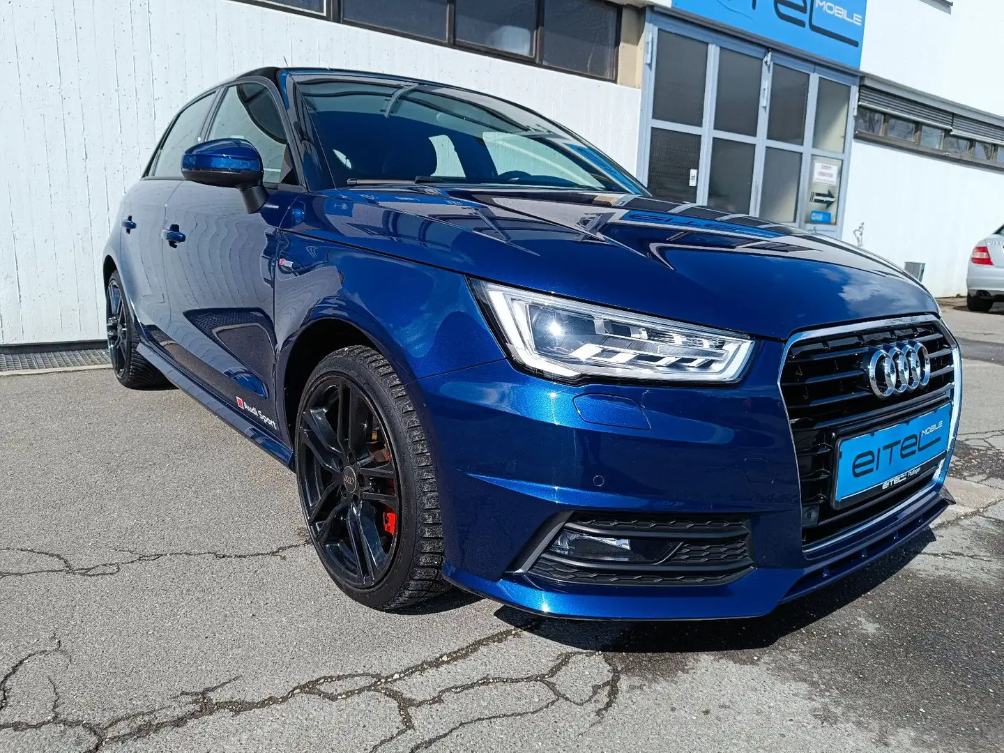 Audi A1 Sportback sport S-Line S Tronic Leder Xenon Blue - 2