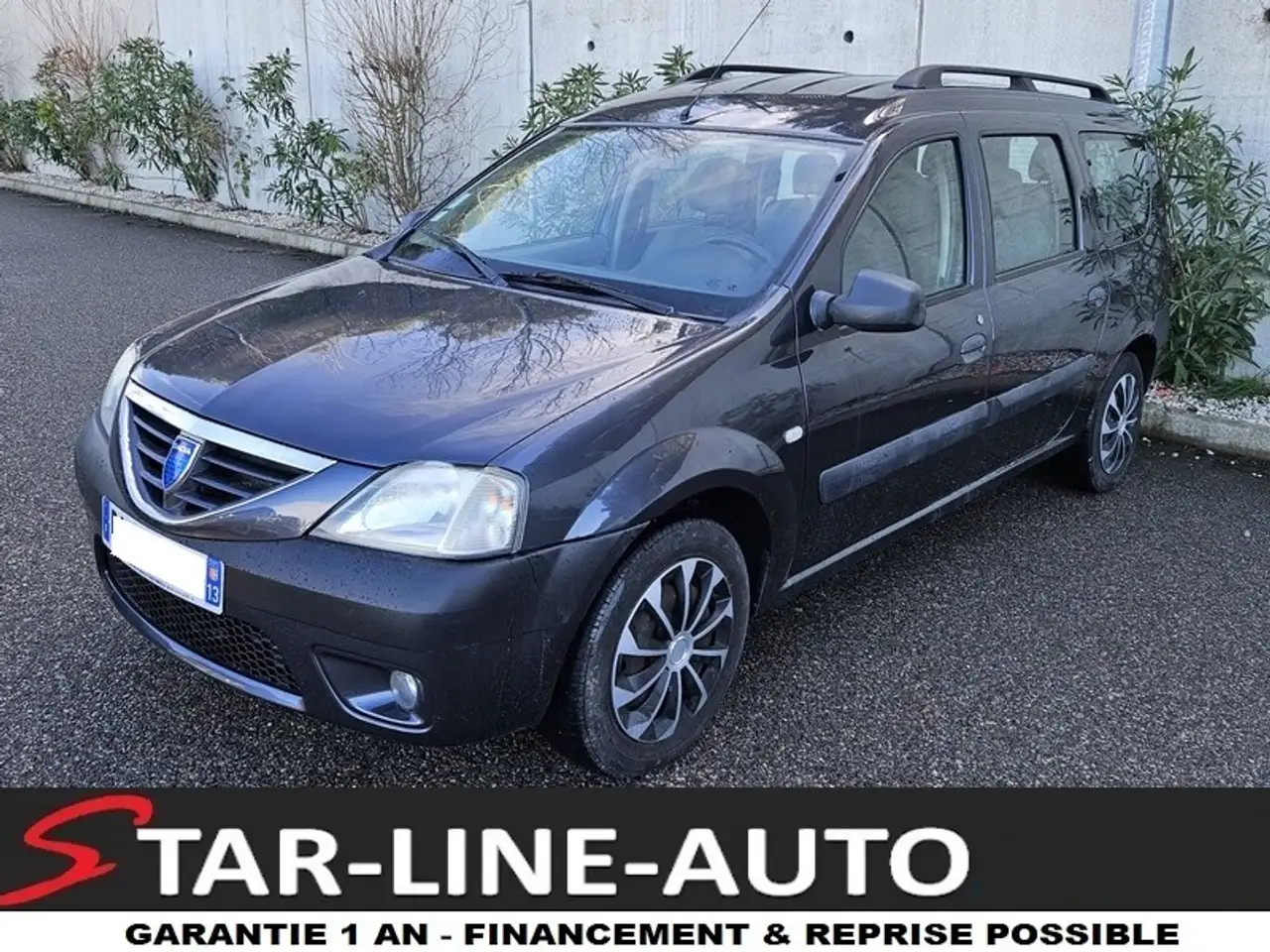 Dacia Logan MCV 1.6 MPI 7 places LaurÃ©ate m