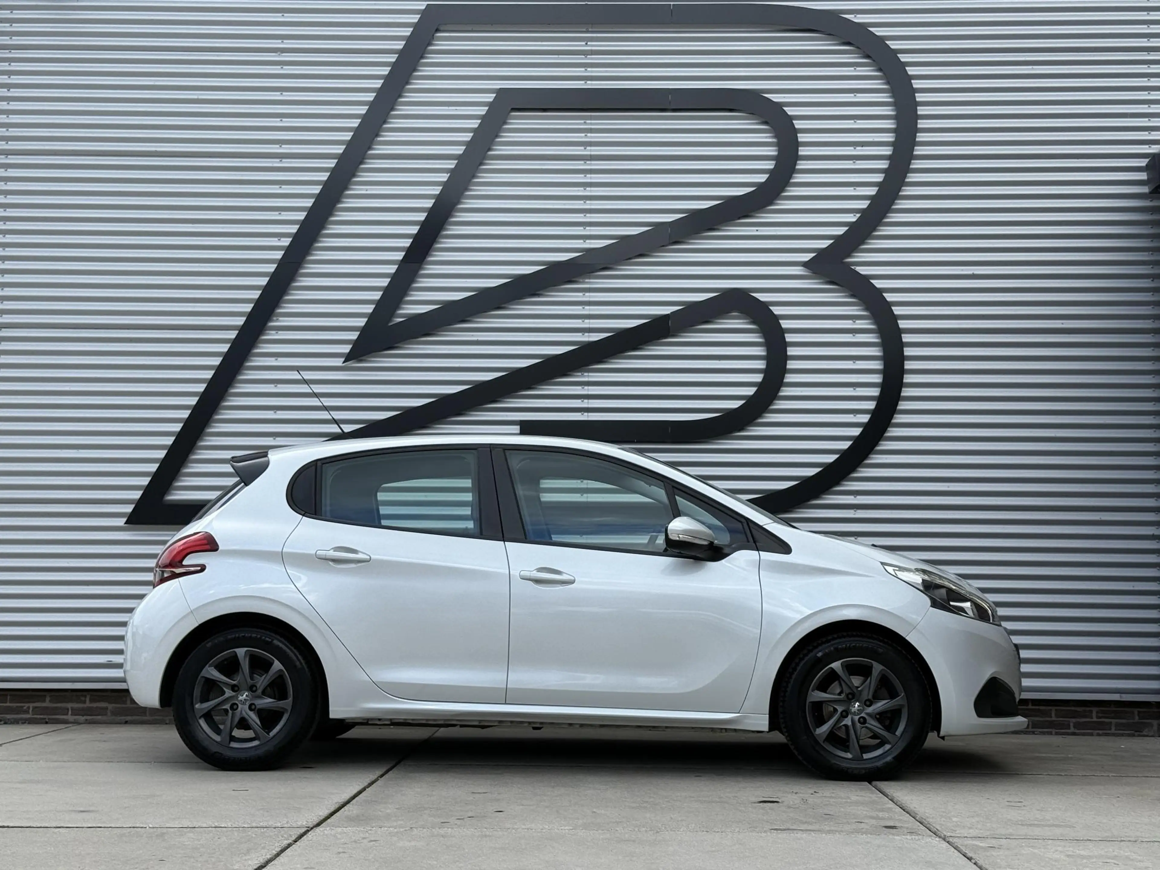 Peugeot 208 1.2 PureTech Blue Lion 2e Eigenaar|Navi|Carplay|Ai — photo 5
